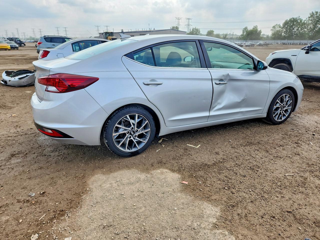 2019 Hyundai Elantra Limited Silver vin: KMHD84LF9KU838651