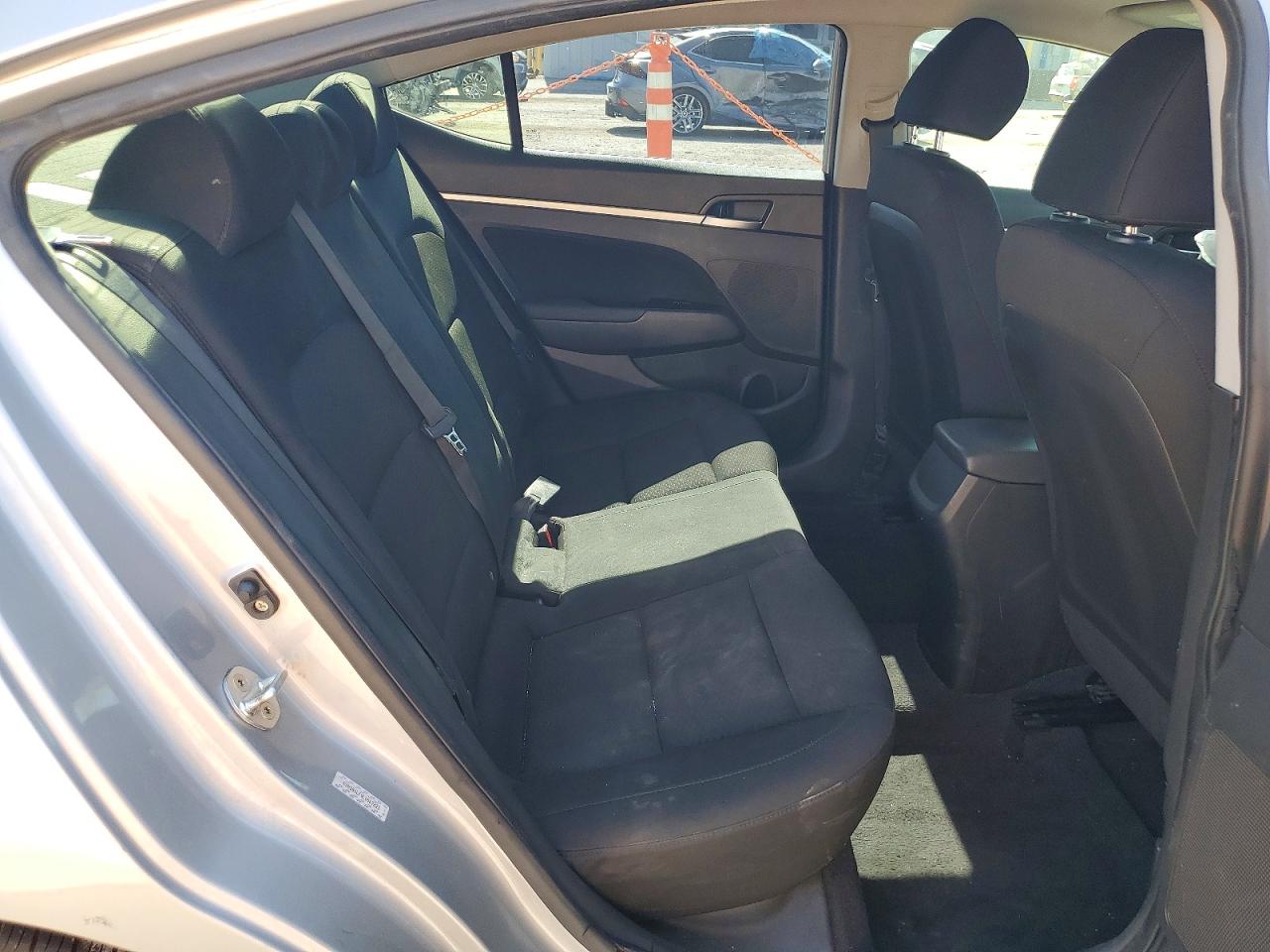 2020 Hyundai Elantra Sel Silver vin: KMHD84LF9LU067223