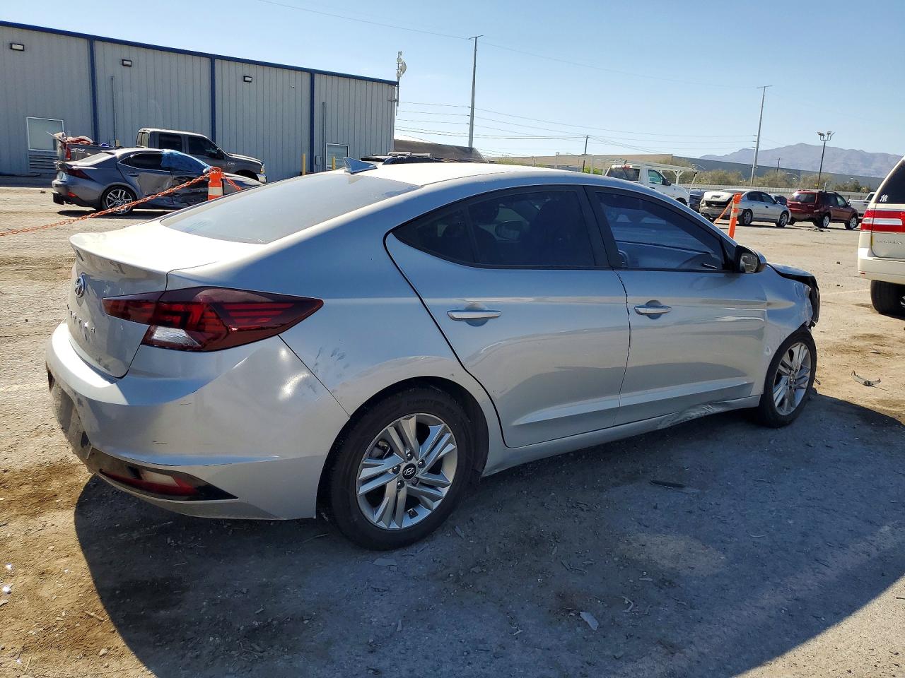 2020 Hyundai Elantra Sel Silver vin: KMHD84LF9LU067223