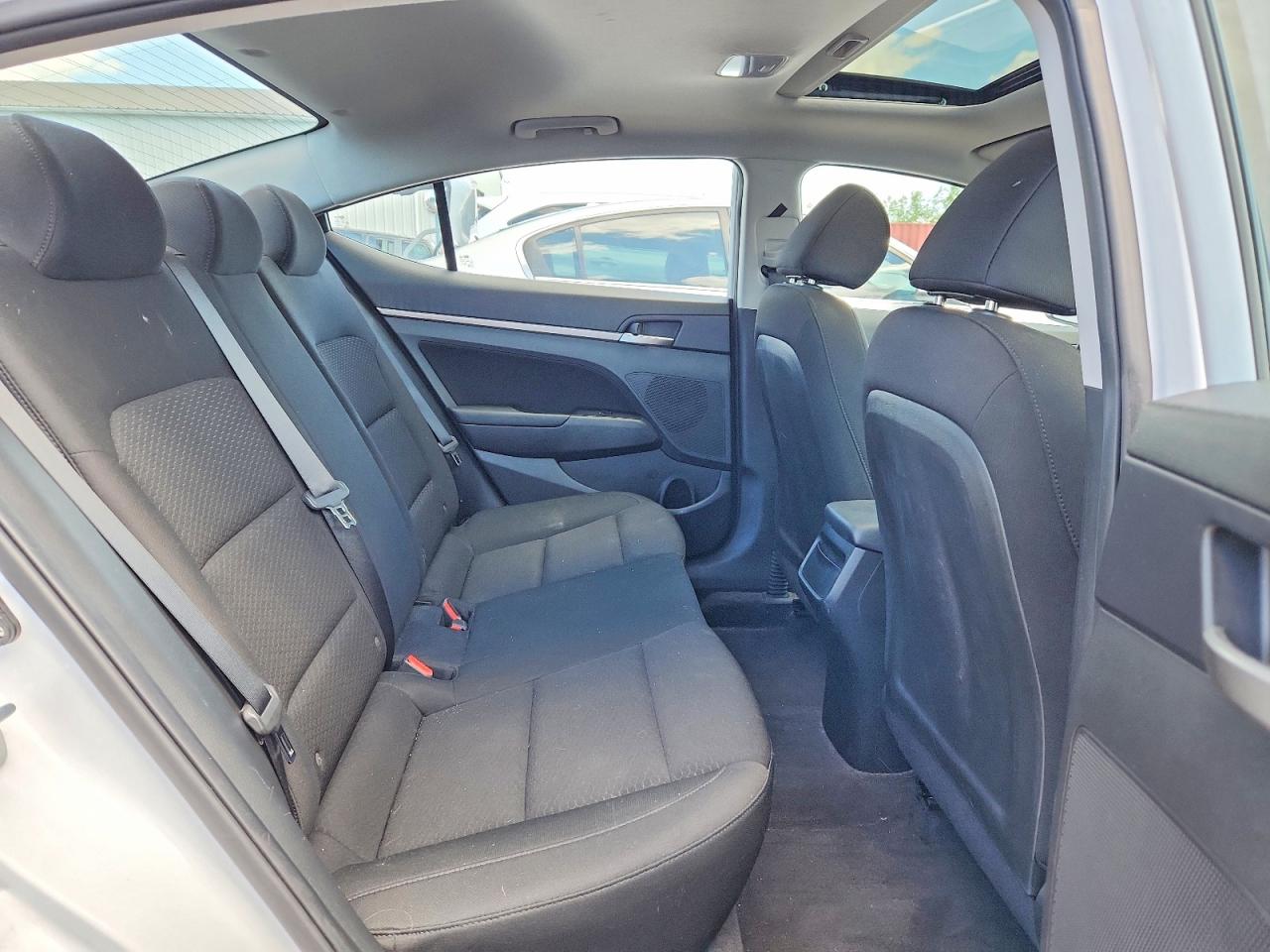 2020 Hyundai Elantra Sel White vin: KMHD84LF9LU077945