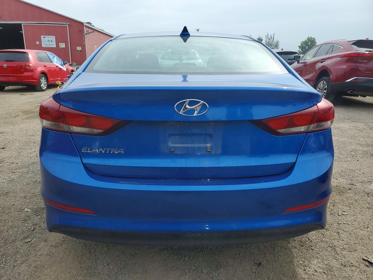2017 Hyundai Elantra Se Blue vin: KMHD84LFXHU374150
