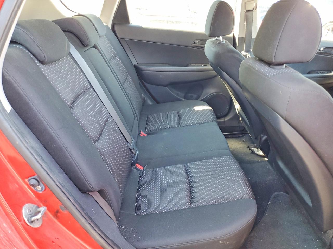 2009 Hyundai Elantra Touring Red vin: KMHDB85E09U036481