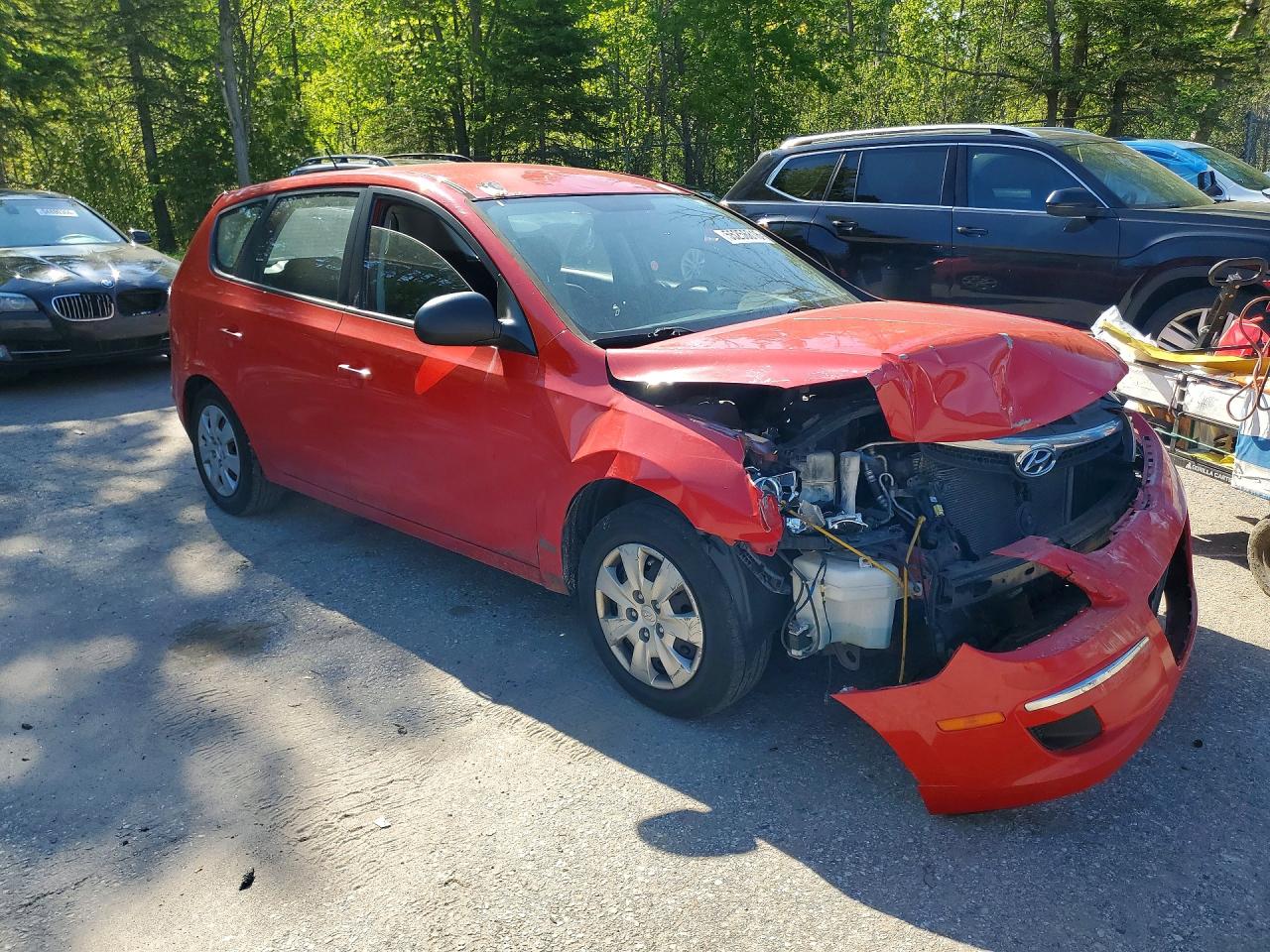 2009 Hyundai Elantra Touring Red vin: KMHDB85E09U036481
