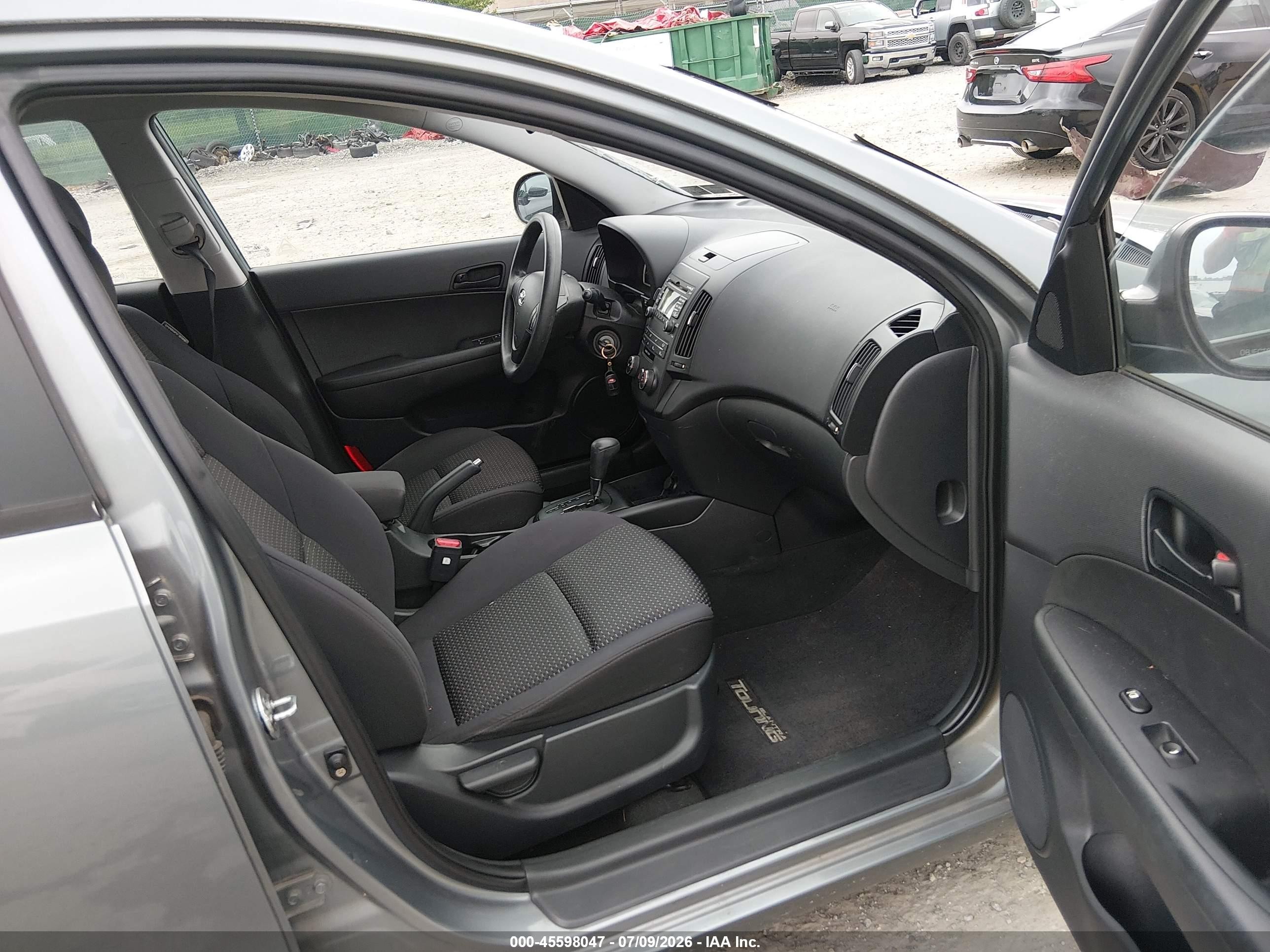 2010 Hyundai Elantra Touring Gls Gray vin: KMHDB8AE0AU075601