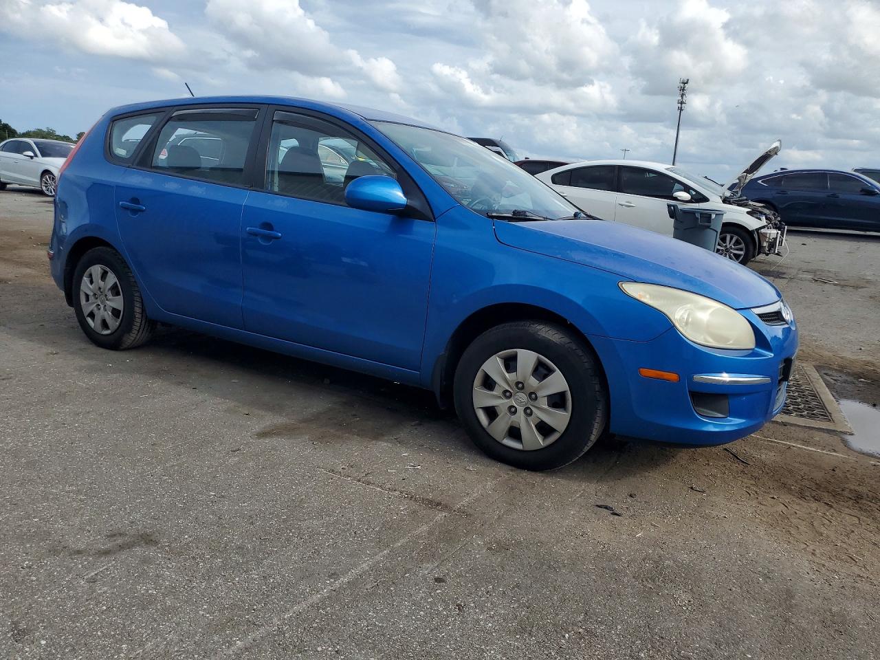 2011 Hyundai Elantra Touring Gls Blue vin: KMHDB8AE0BU087393