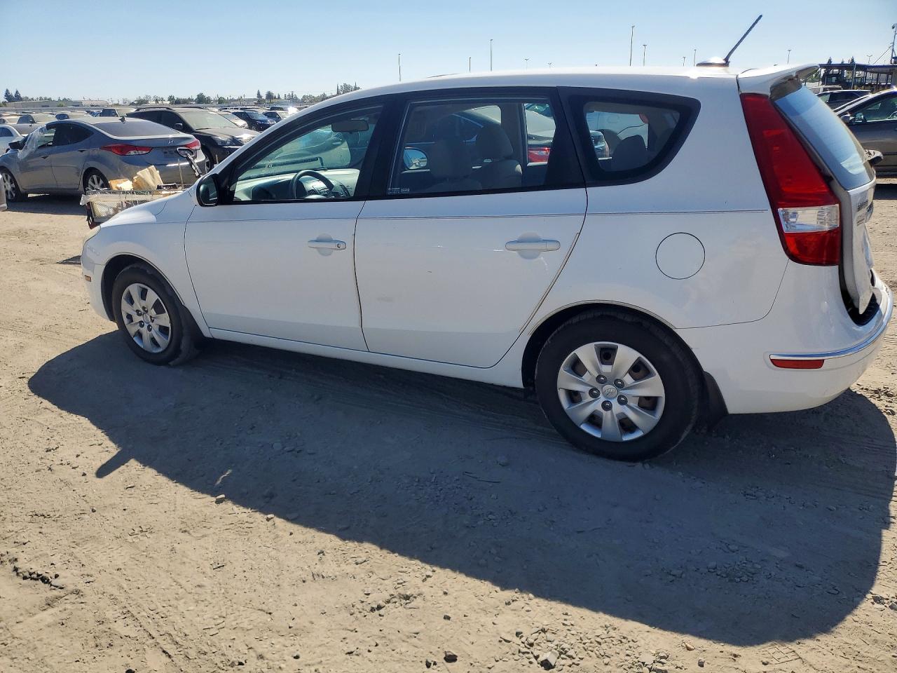2012 Hyundai Elantra Touring Gls White vin: KMHDB8AE0CU134424