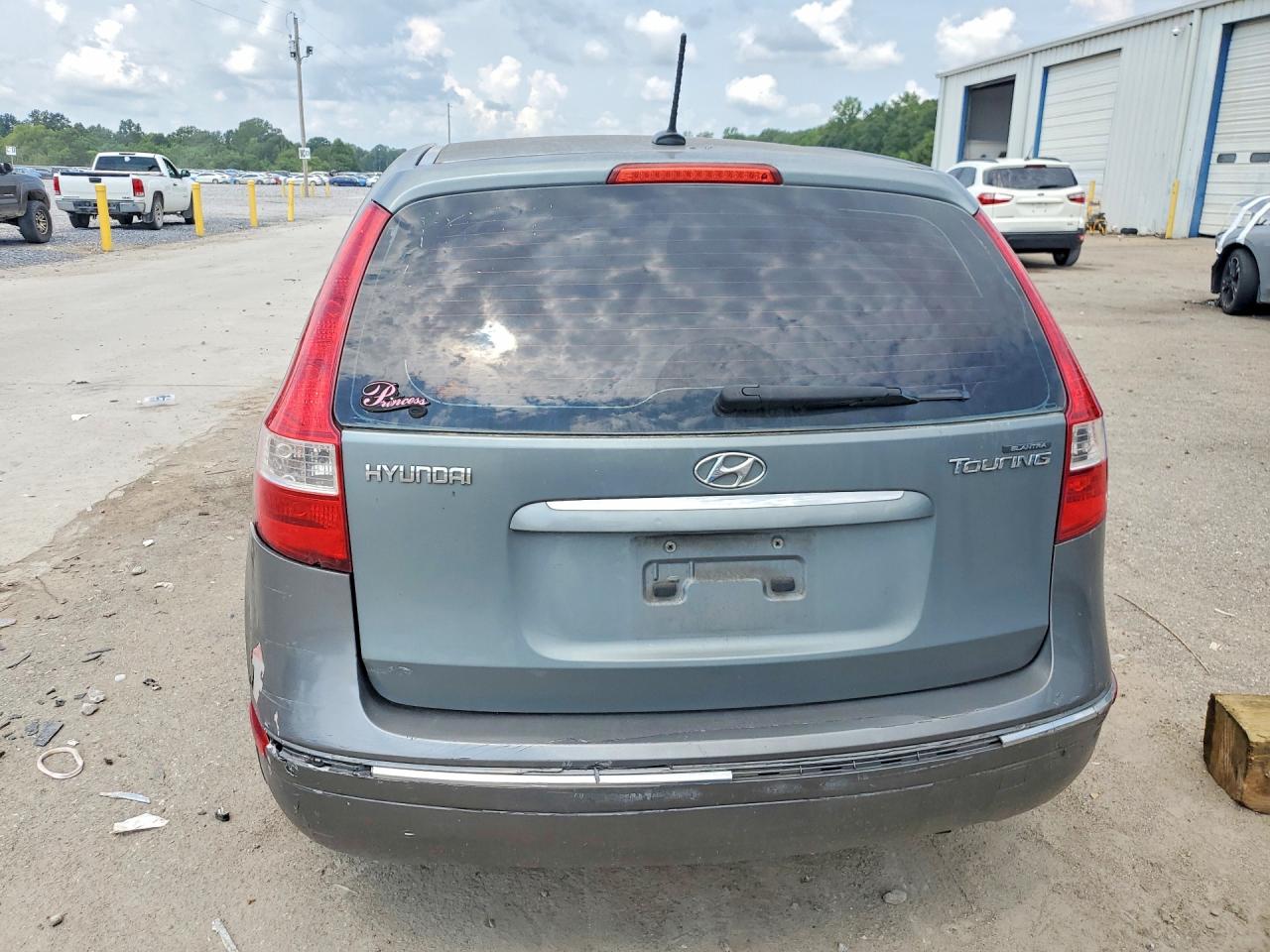 2011 Hyundai Elantra Touring Gls Charcoal vin: KMHDB8AE1BU089542
