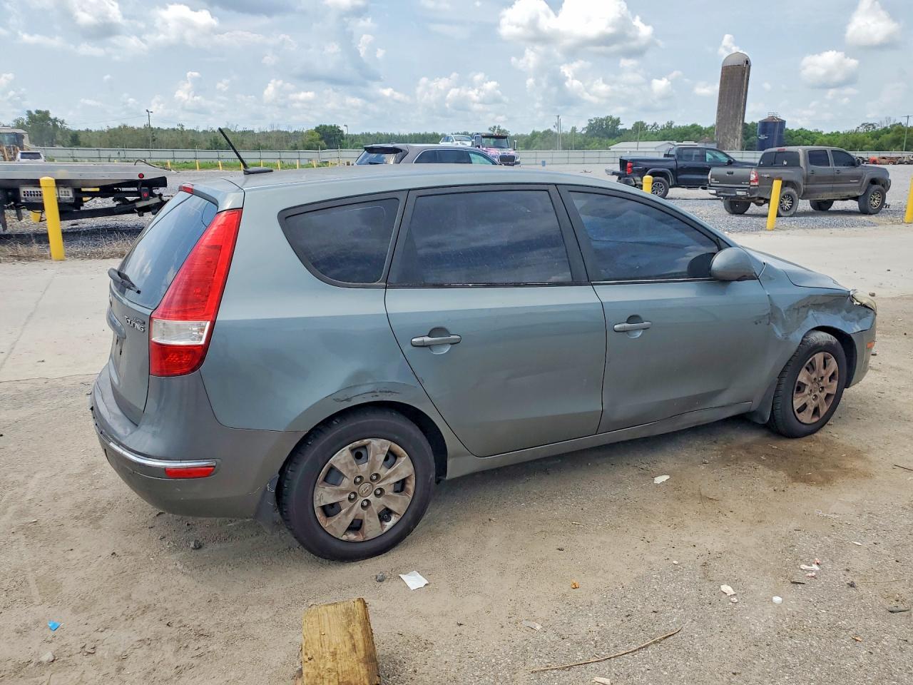 2011 Hyundai Elantra Touring Gls Charcoal vin: KMHDB8AE1BU089542