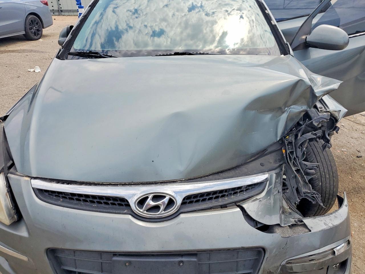 2011 Hyundai Elantra Touring Gls Charcoal vin: KMHDB8AE1BU089542