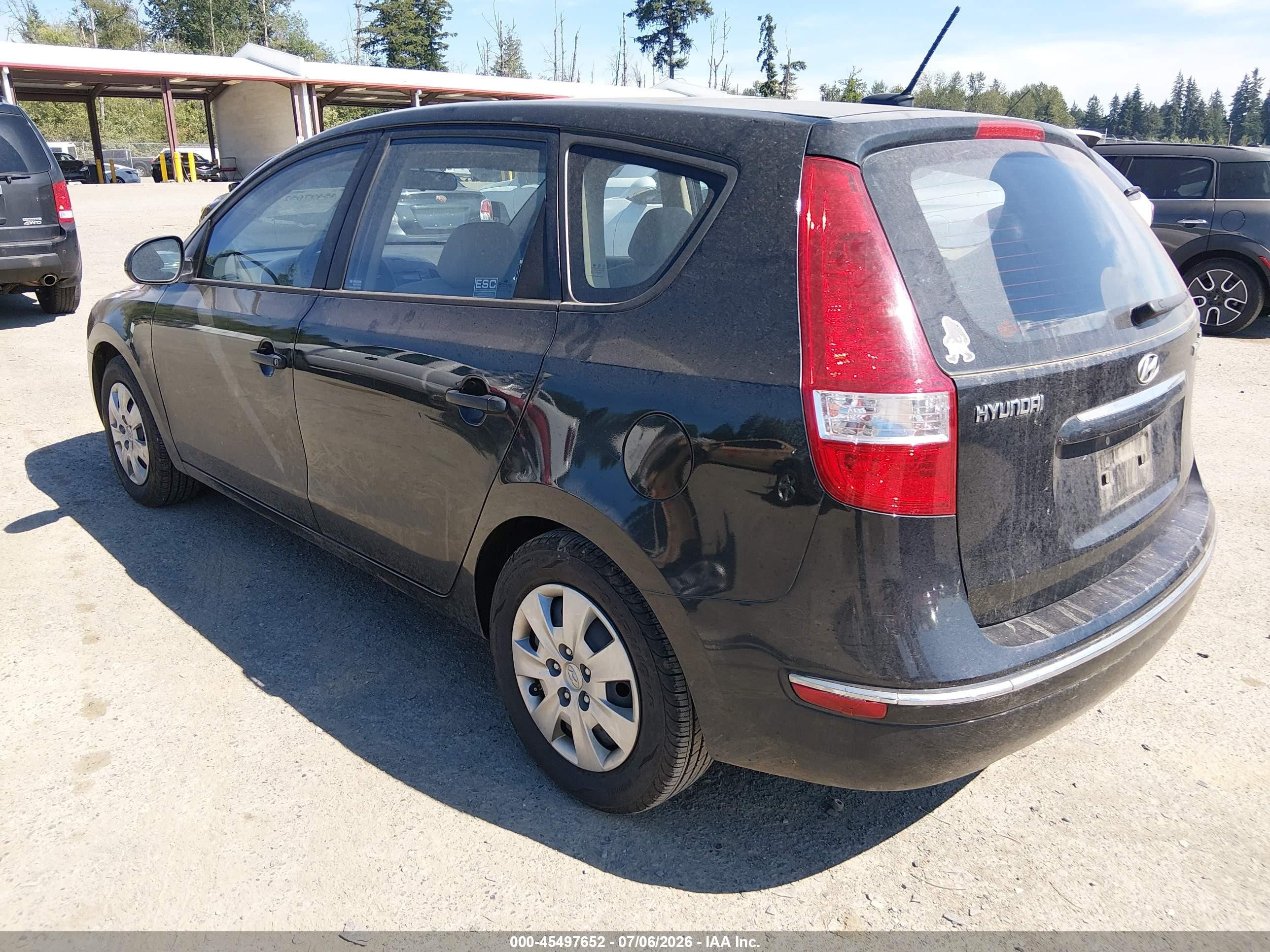 2010 Hyundai Elantra Touring Gls Black vin: KMHDB8AE2AU052823