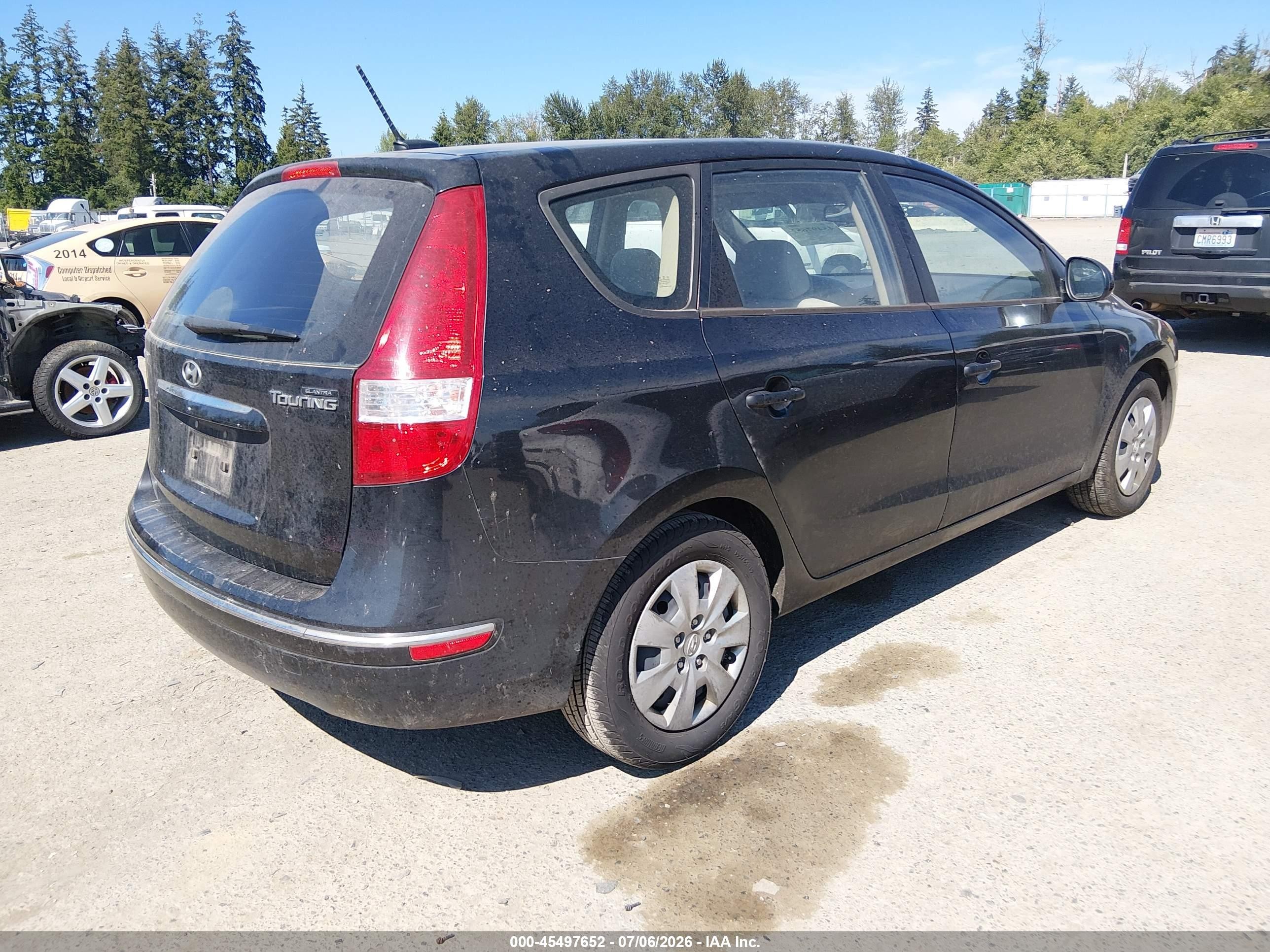 2010 Hyundai Elantra Touring Gls Black vin: KMHDB8AE2AU052823