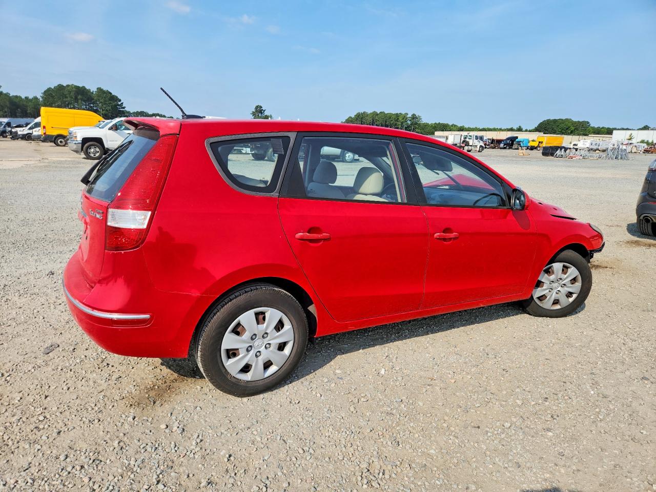 2010 Hyundai Elantra Touring Gls Red vin: KMHDB8AE2AU085529