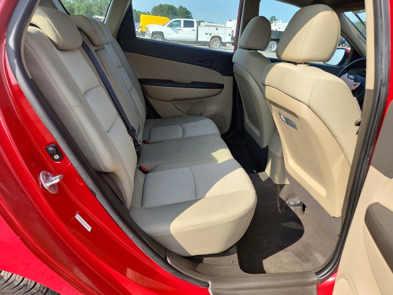 2010 Hyundai Elantra Touring Gls Red vin: KMHDB8AE2AU085529