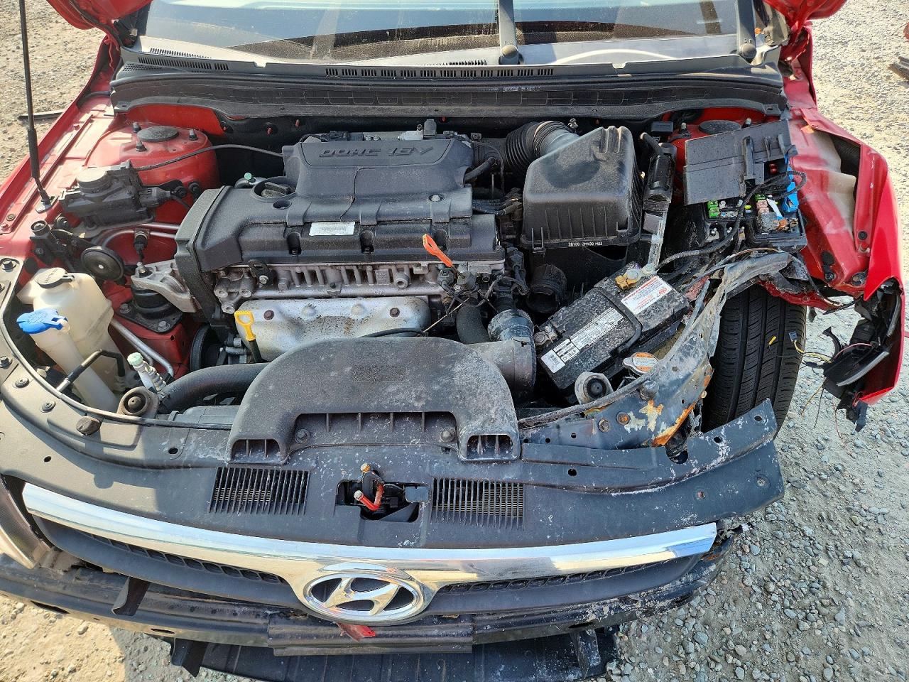 2010 Hyundai Elantra Touring Gls Red vin: KMHDB8AE2AU085529