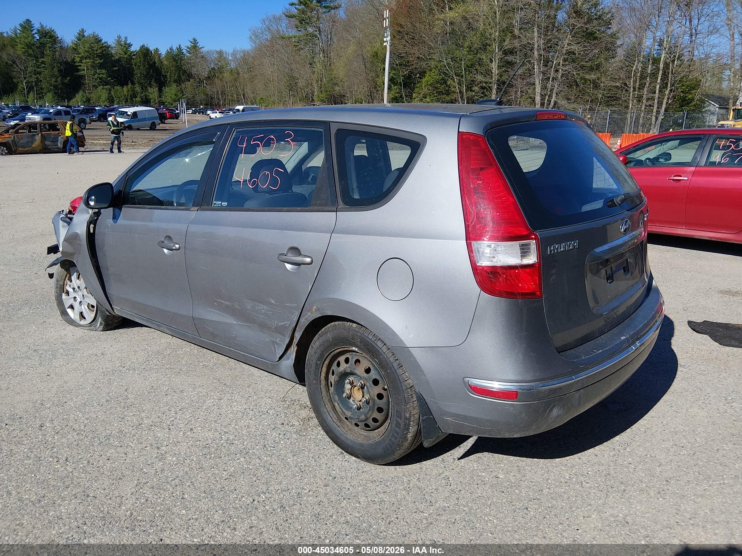 2011 Hyundai Elantra Touring Gls Silver vin: KMHDB8AE2BU095768