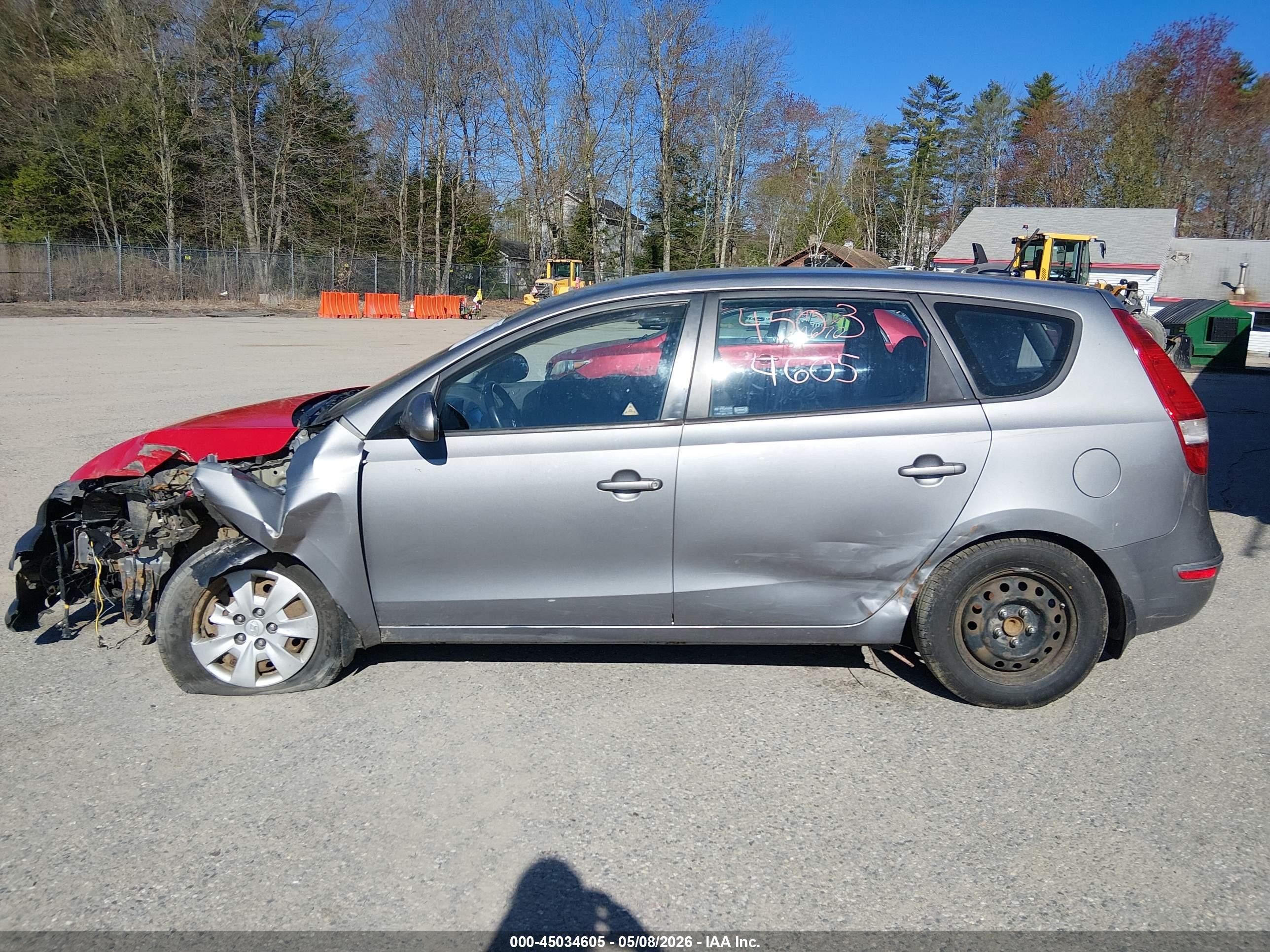 2011 Hyundai Elantra Touring Gls Silver vin: KMHDB8AE2BU095768