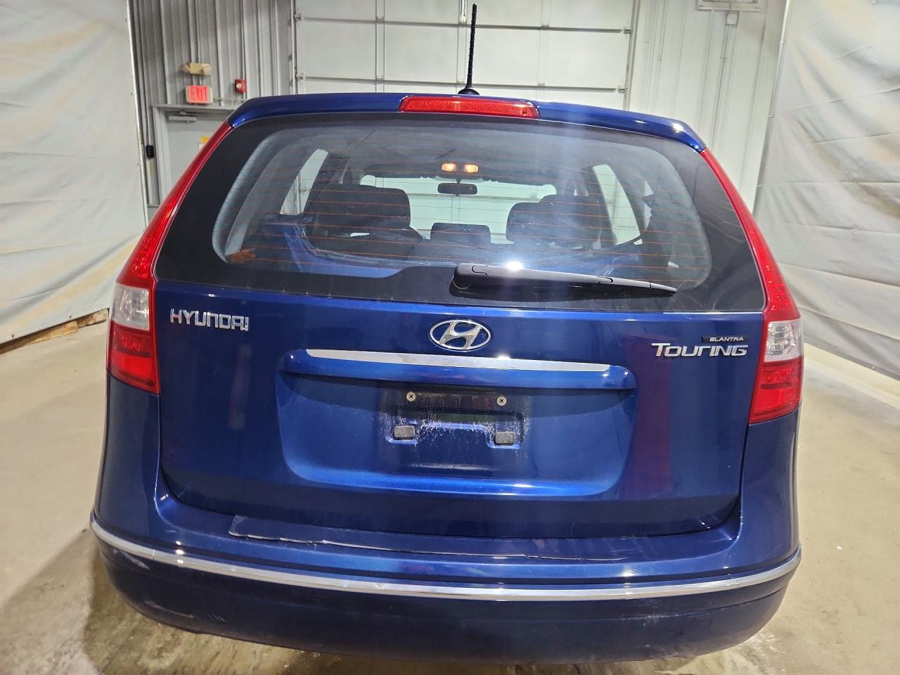 2011 Hyundai Elantra Touring Gls Blue vin: KMHDB8AE2BU102699