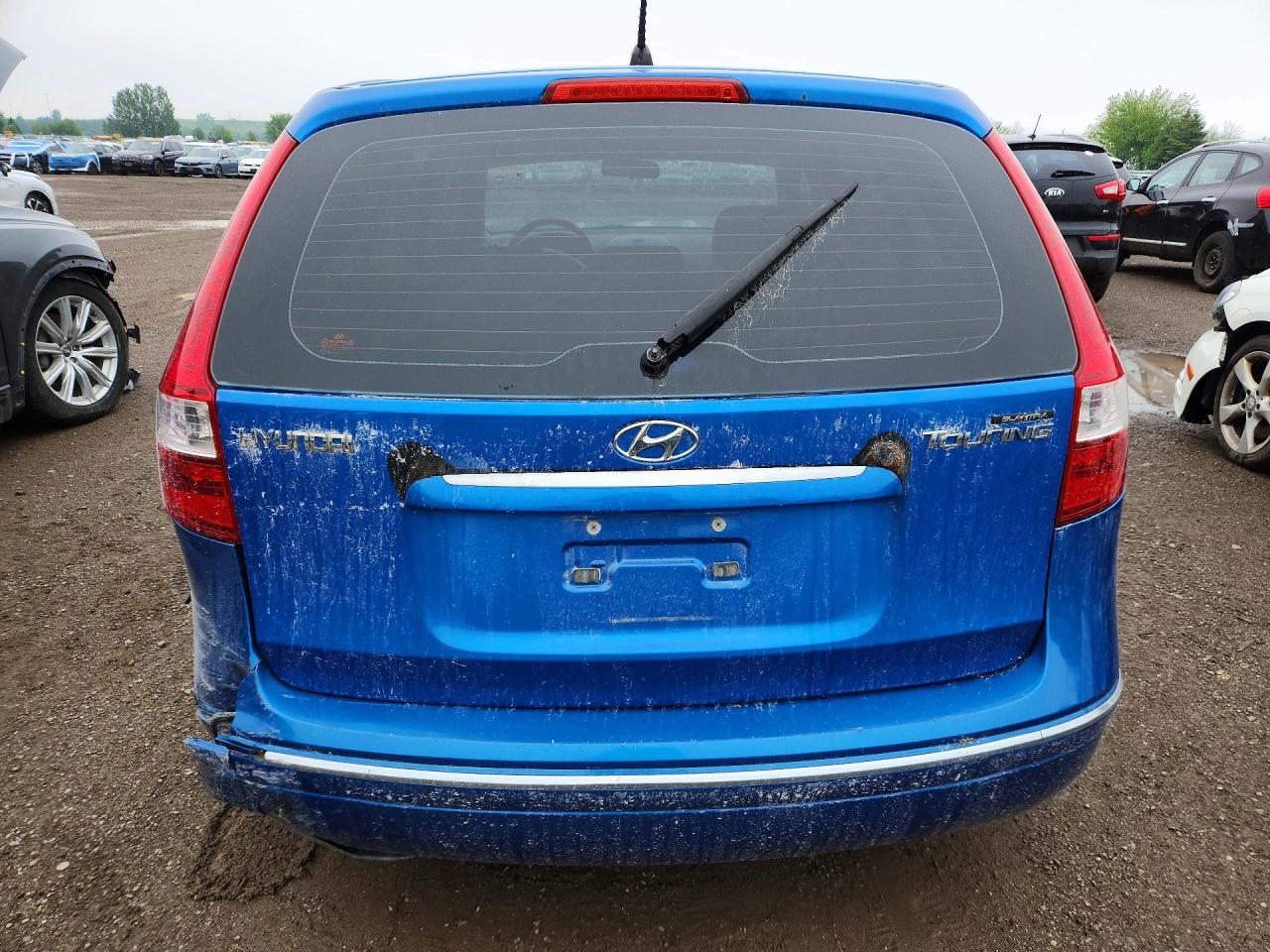 2012 Hyundai Elantra Touring Gls Blue vin: KMHDB8AE2CU127328