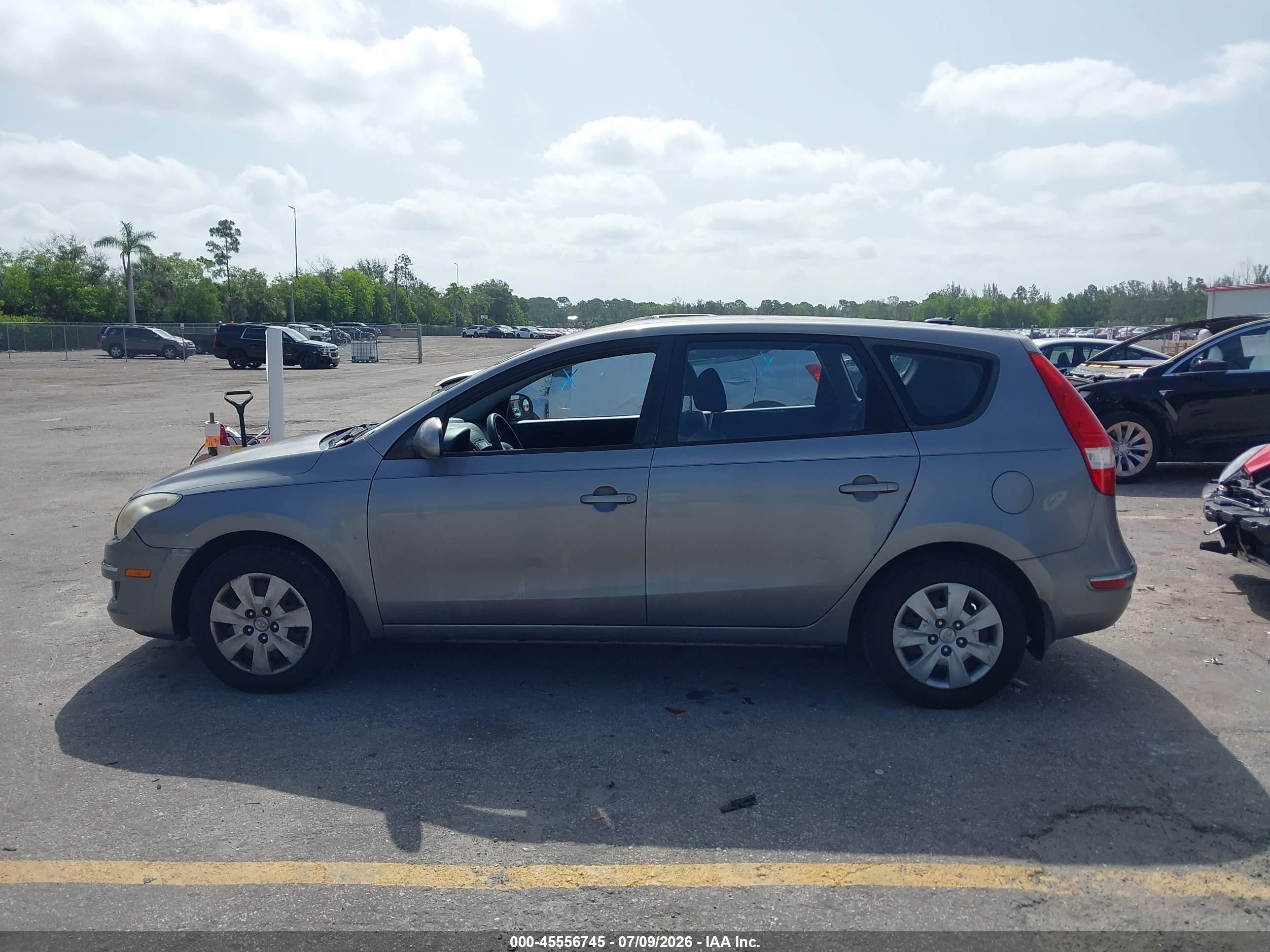 2012 Hyundai Elantra Touring Gls Серебряный vin: KMHDB8AE2CU150009
