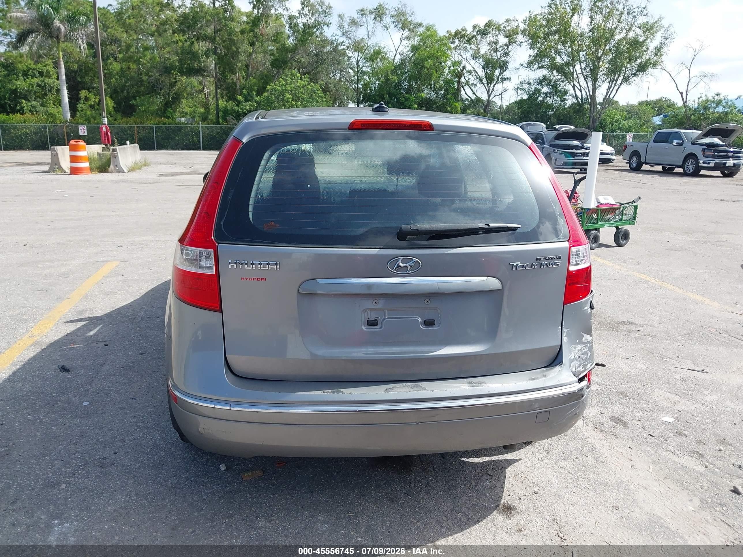 2012 Hyundai Elantra Touring Gls Серебряный vin: KMHDB8AE2CU150009