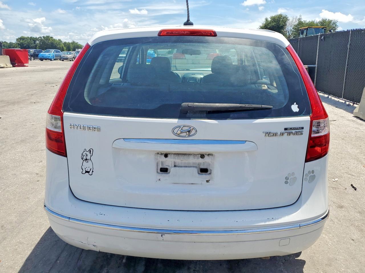 2011 Hyundai Elantra Touring Gls White vin: KMHDB8AE3BU122542