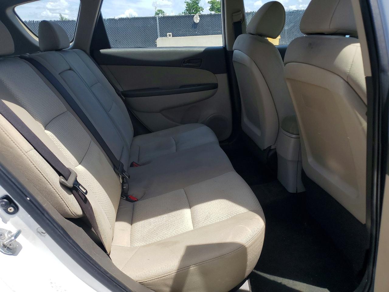 2011 Hyundai Elantra Touring Gls White vin: KMHDB8AE3BU122542