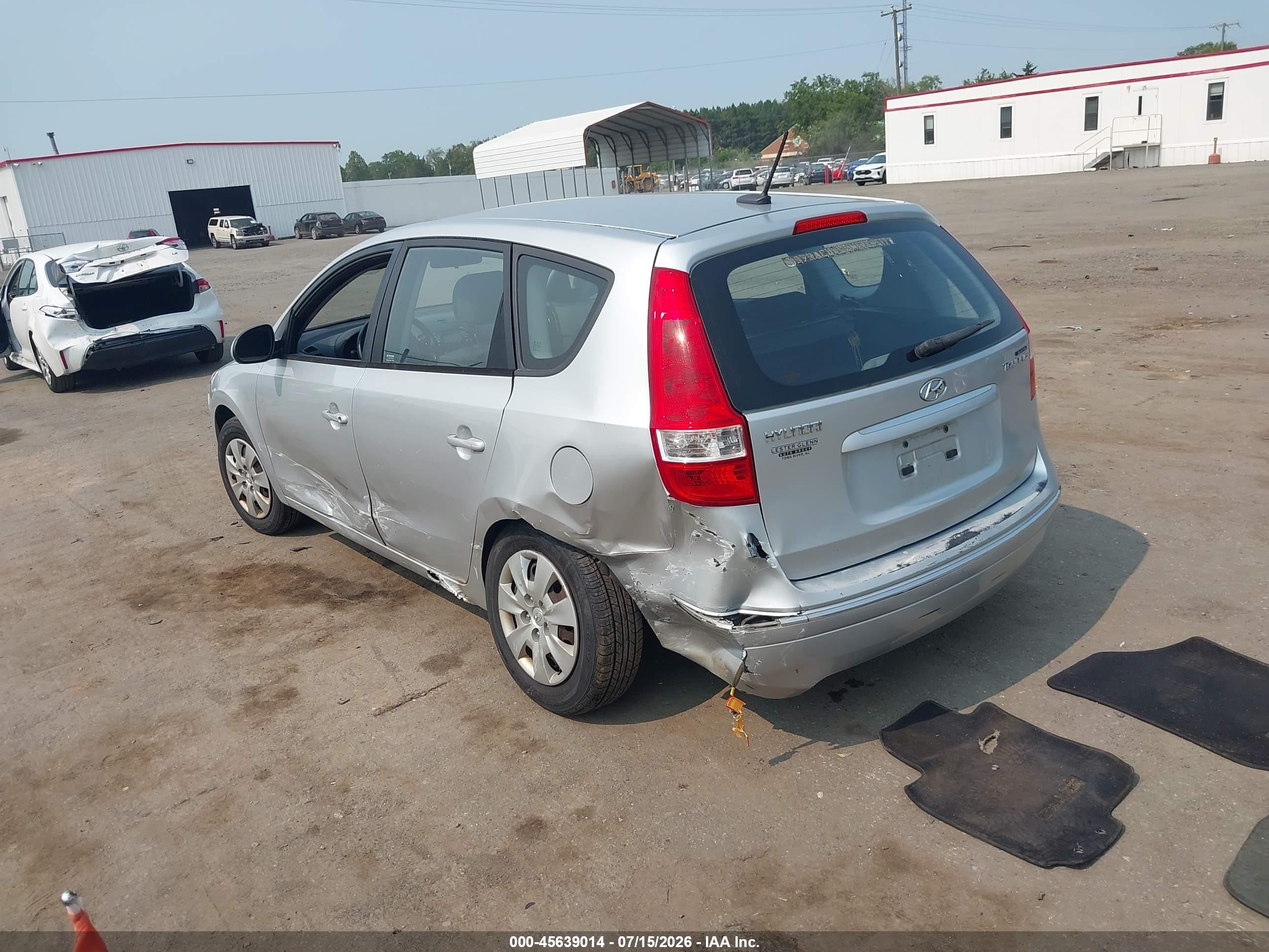 2010 Hyundai Elantra Touring Gls Gray vin: KMHDB8AE4AU061121