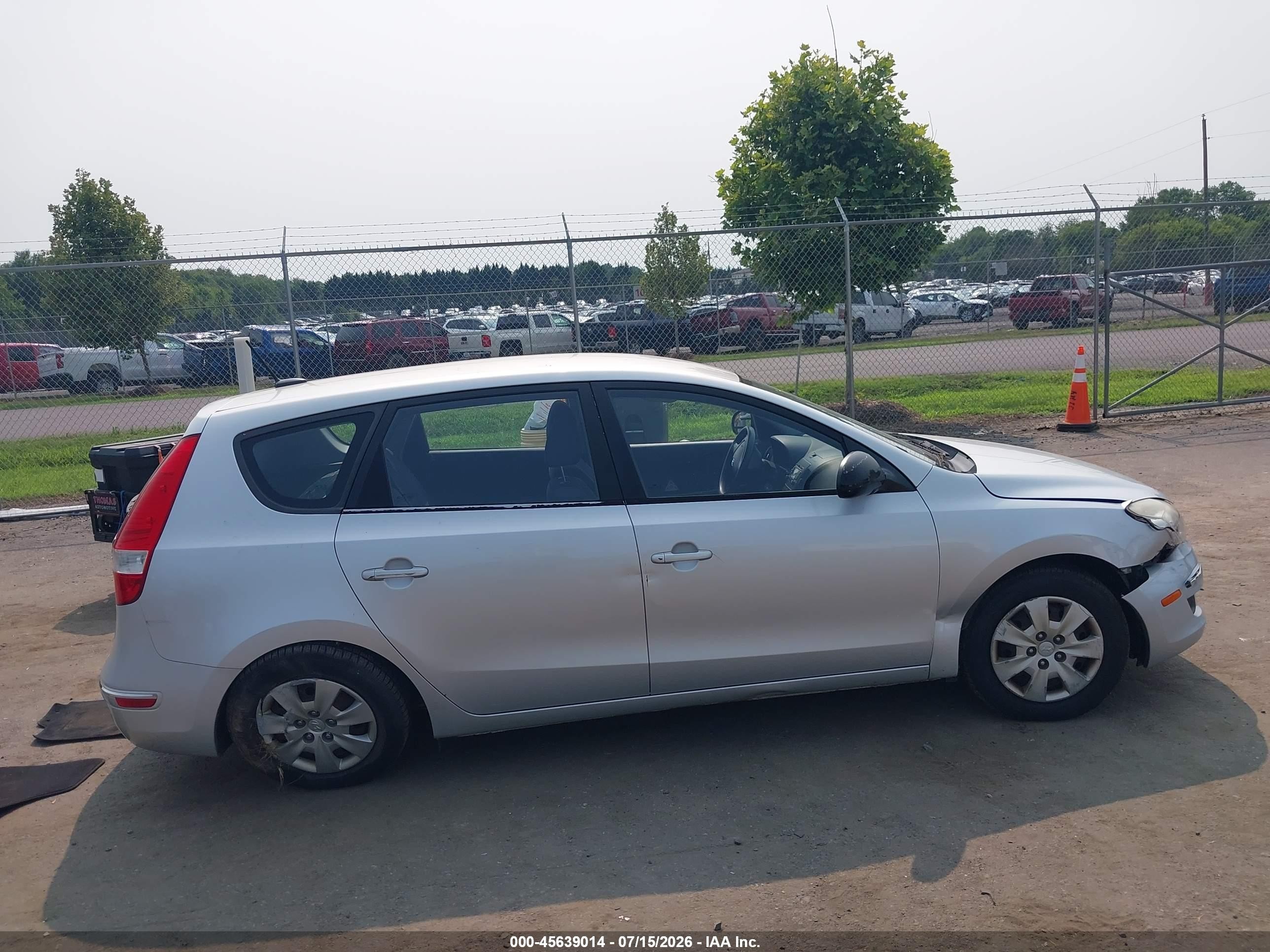 2010 Hyundai Elantra Touring Gls Gray vin: KMHDB8AE4AU061121