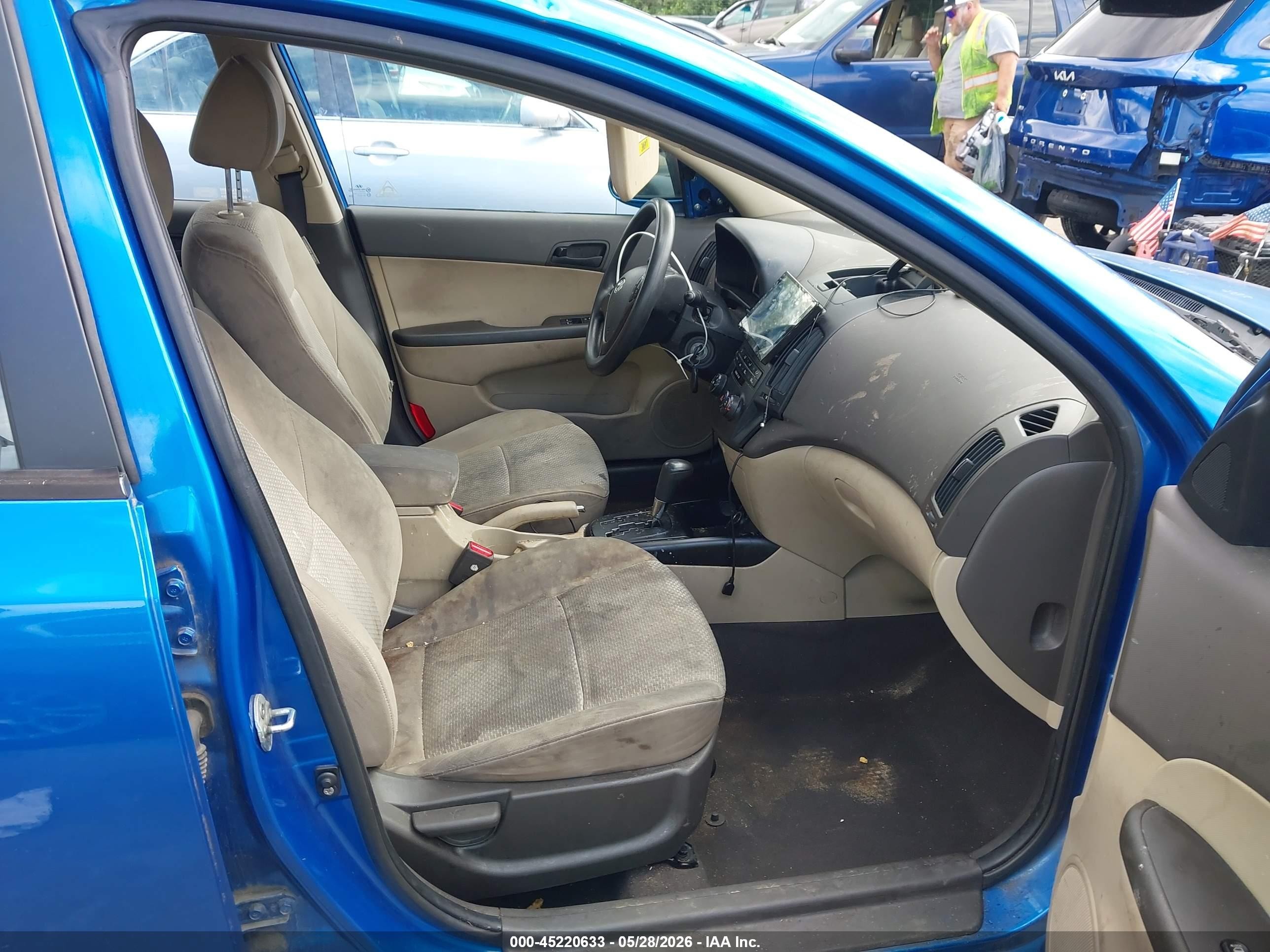 2010 Hyundai Elantra Touring Gls Blue vin: KMHDB8AE4AU080672