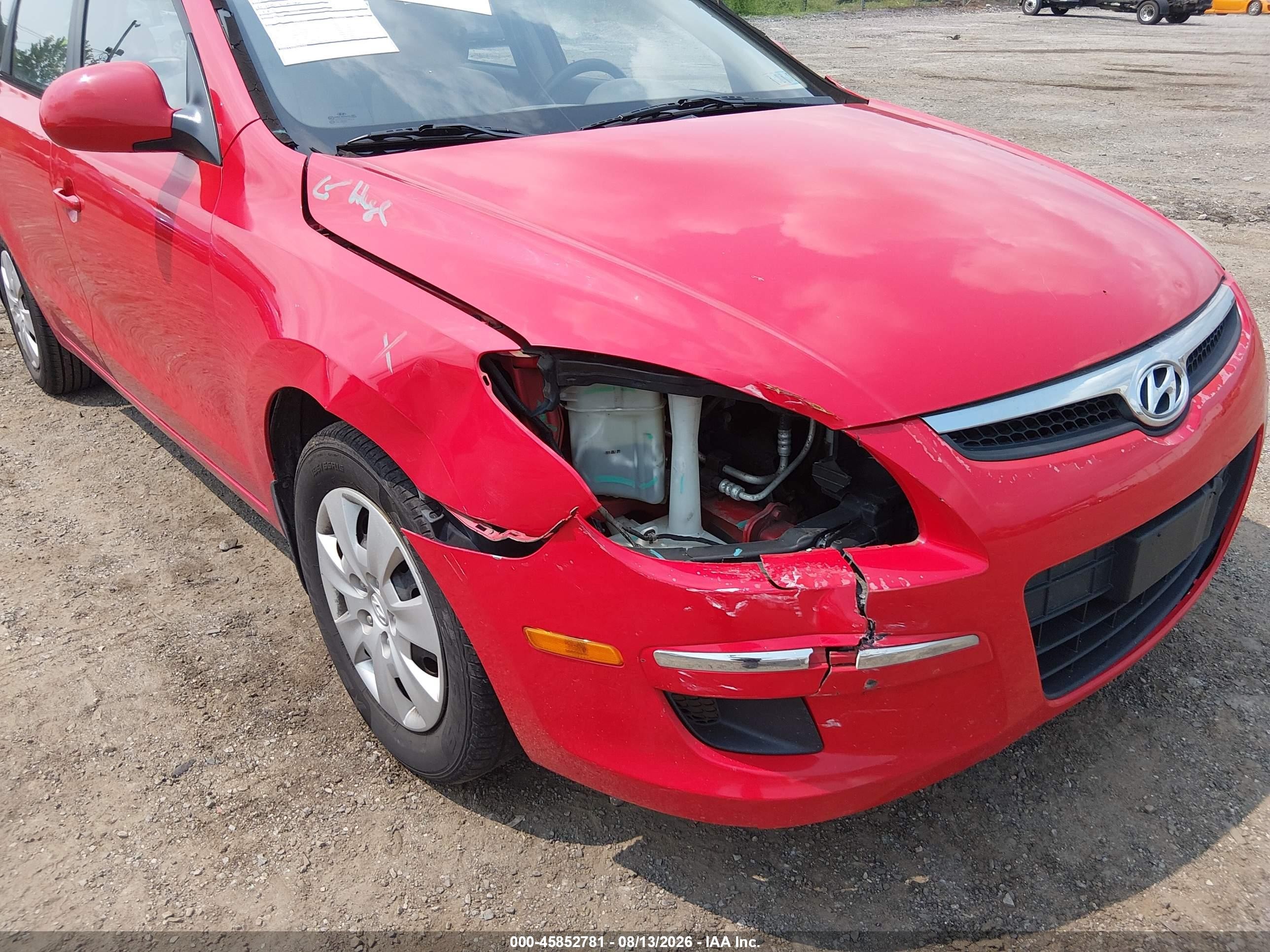 2011 Hyundai Elantra Touring Gls Red vin: KMHDB8AE4BU088692