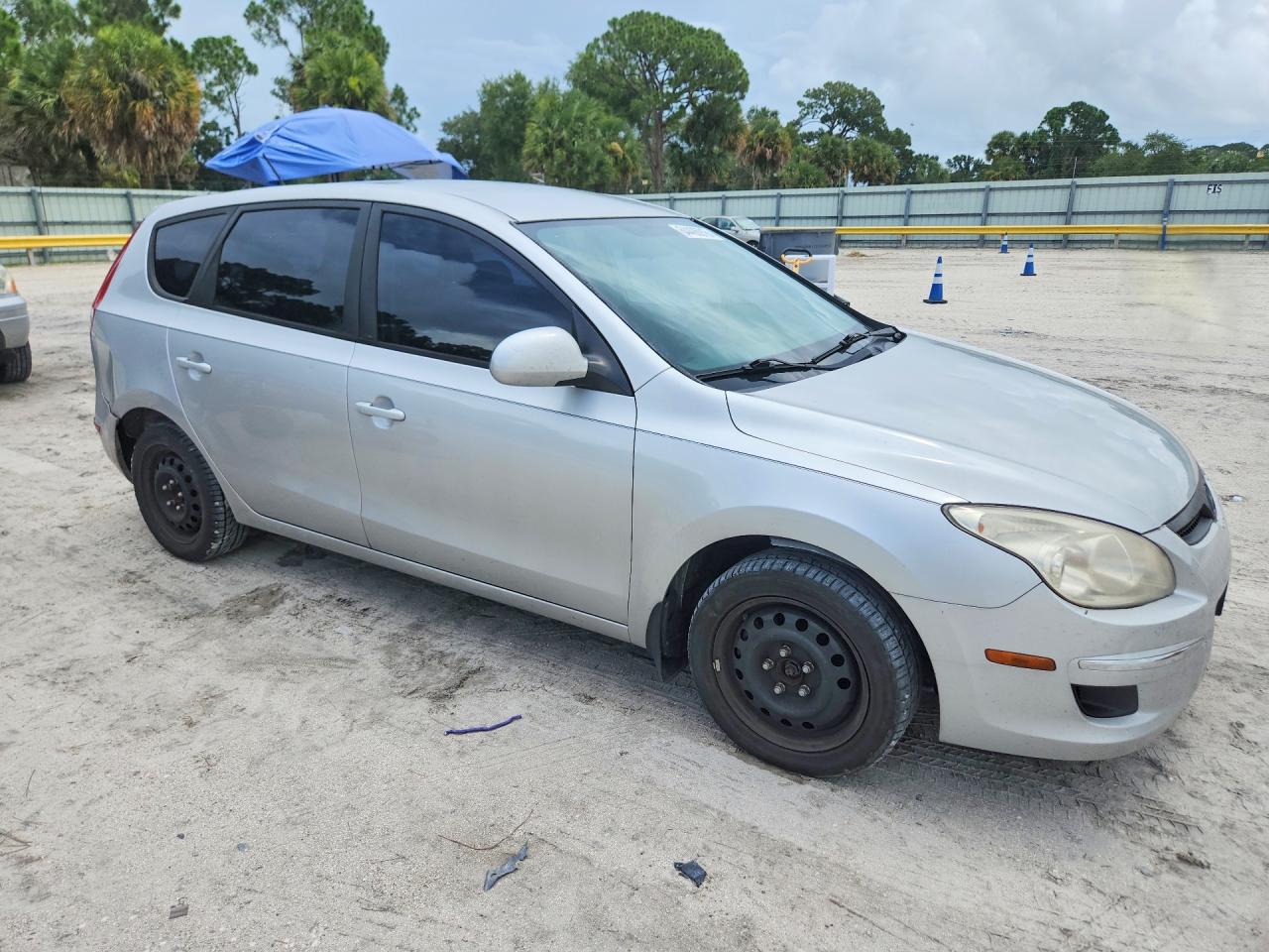 2012 Hyundai Elantra Touring Gls Silver vin: KMHDB8AE4CU150075