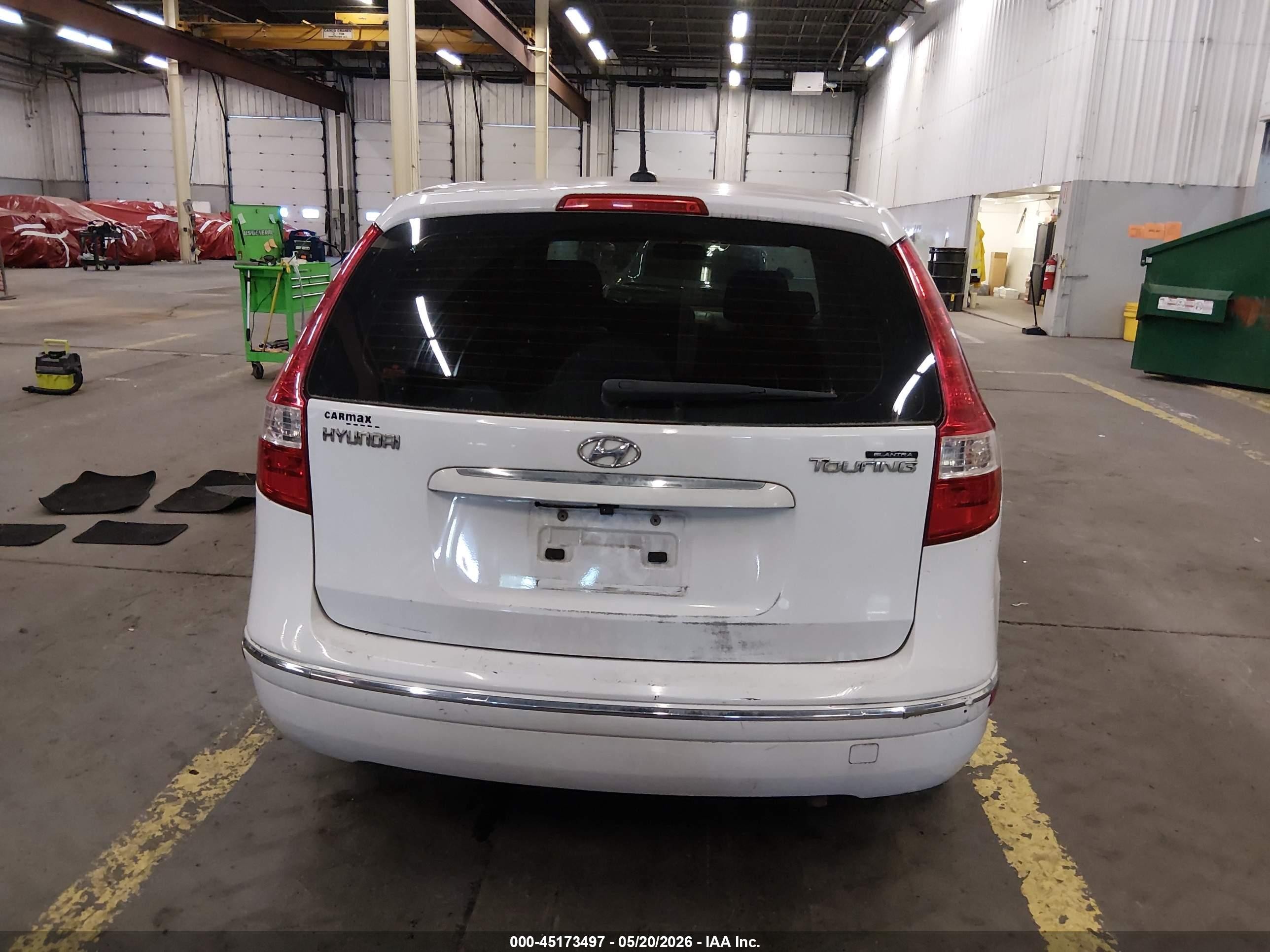 2010 Hyundai Elantra Touring Gls White vin: KMHDB8AE5AU053397