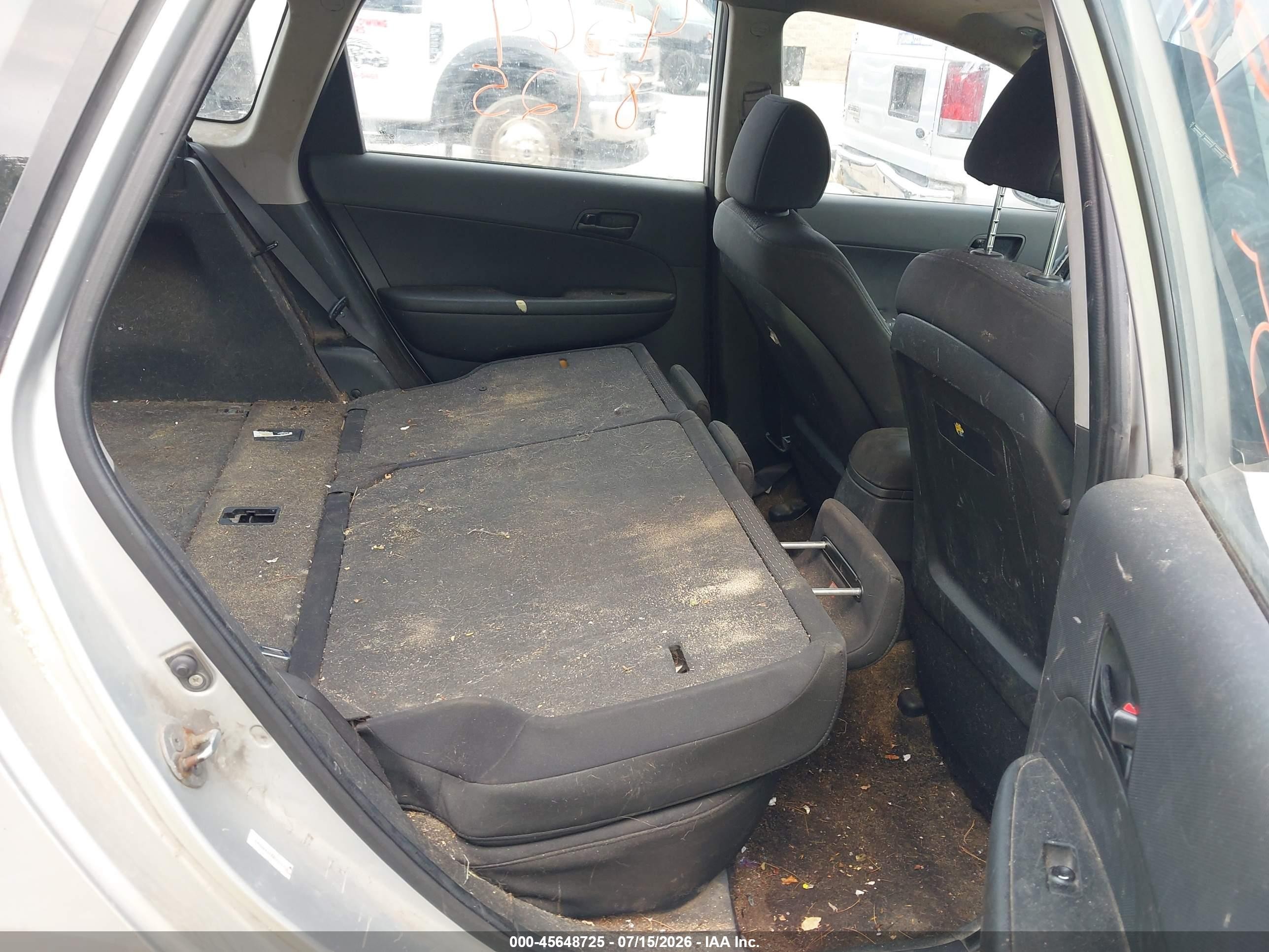 2010 Hyundai Elantra Touring Gls Серебряный vin: KMHDB8AE5AU055358