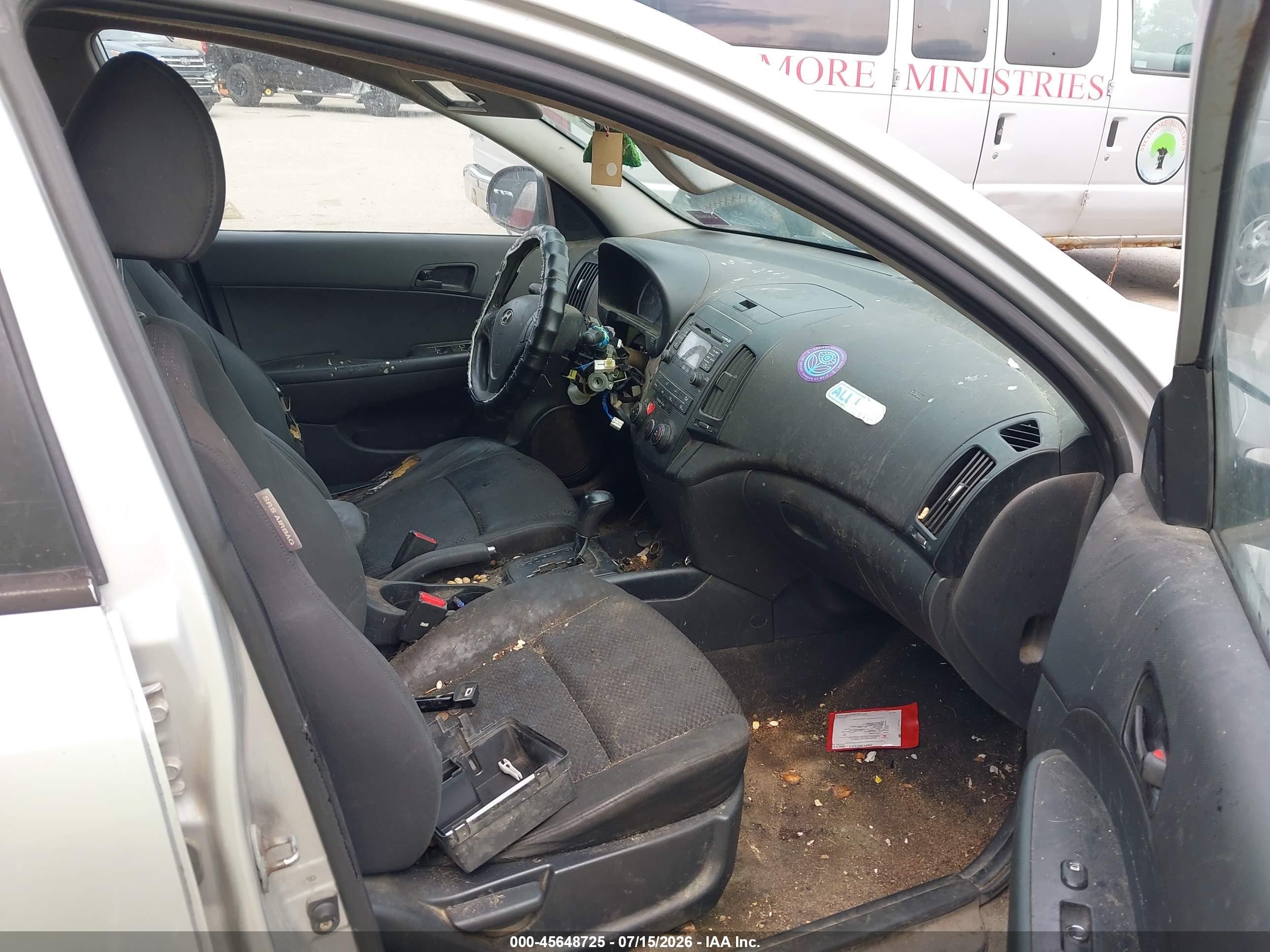 2010 Hyundai Elantra Touring Gls Серебряный vin: KMHDB8AE5AU055358
