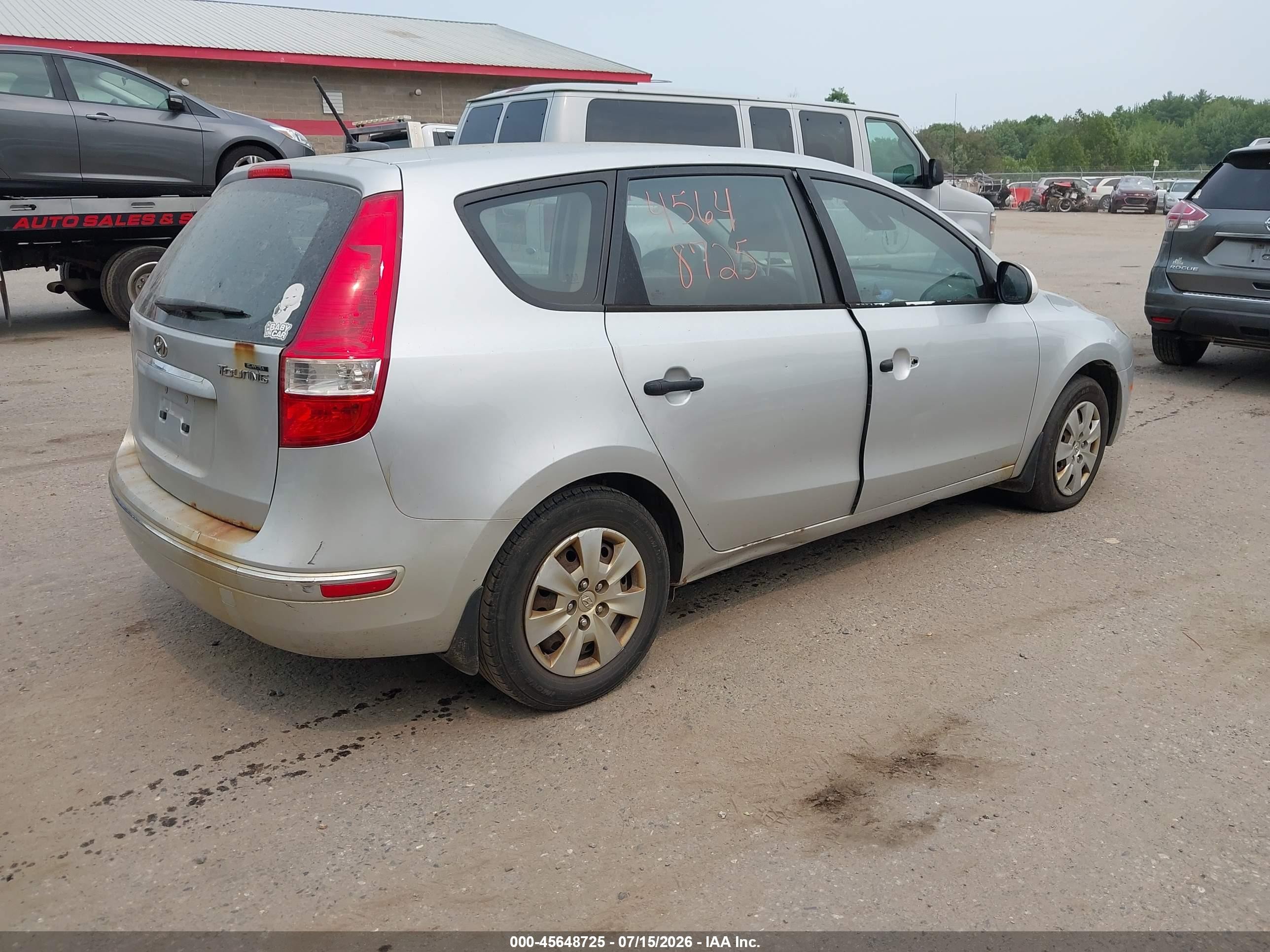 2010 Hyundai Elantra Touring Gls Серебряный vin: KMHDB8AE5AU055358