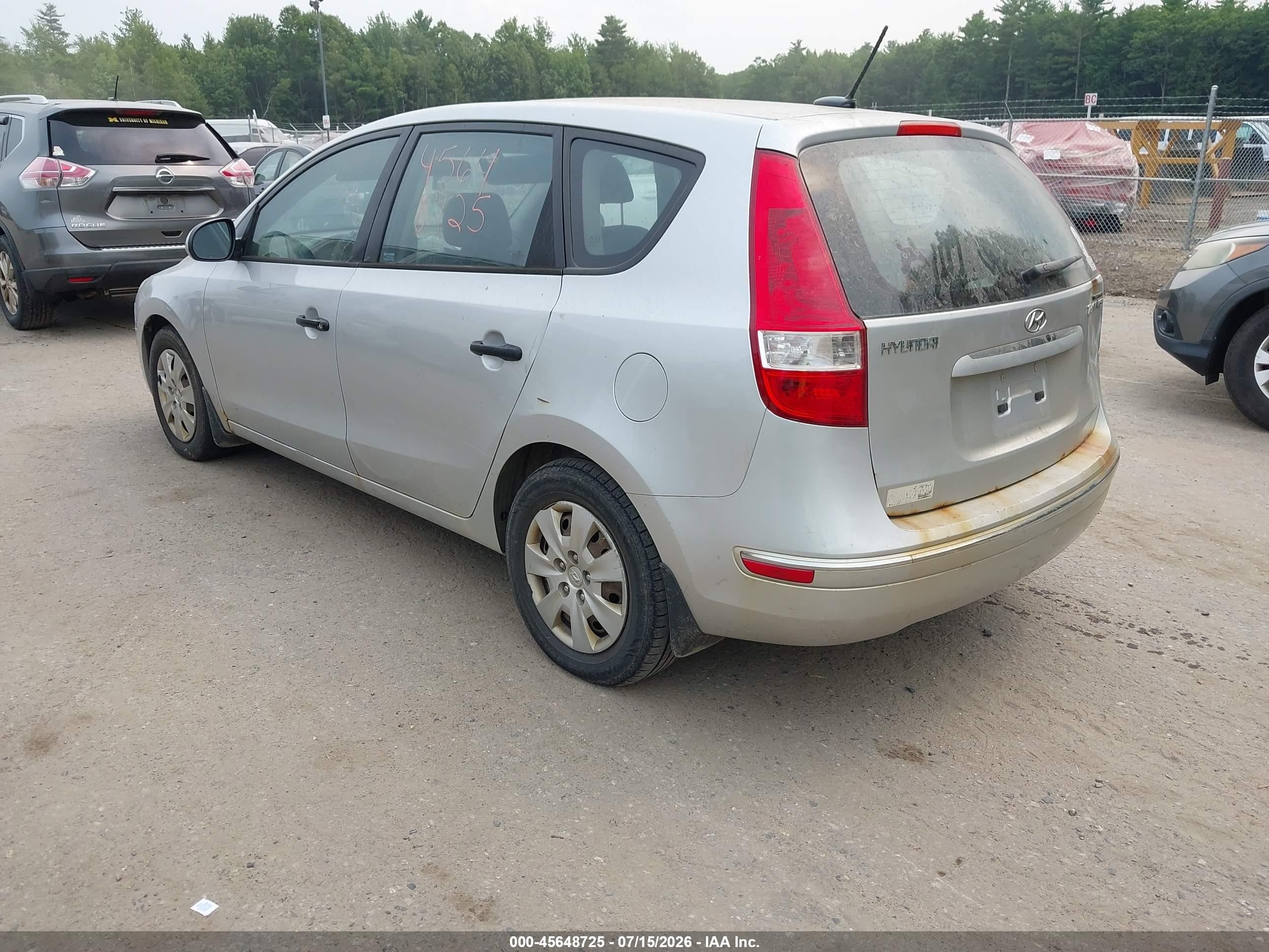 2010 Hyundai Elantra Touring Gls Серебряный vin: KMHDB8AE5AU055358