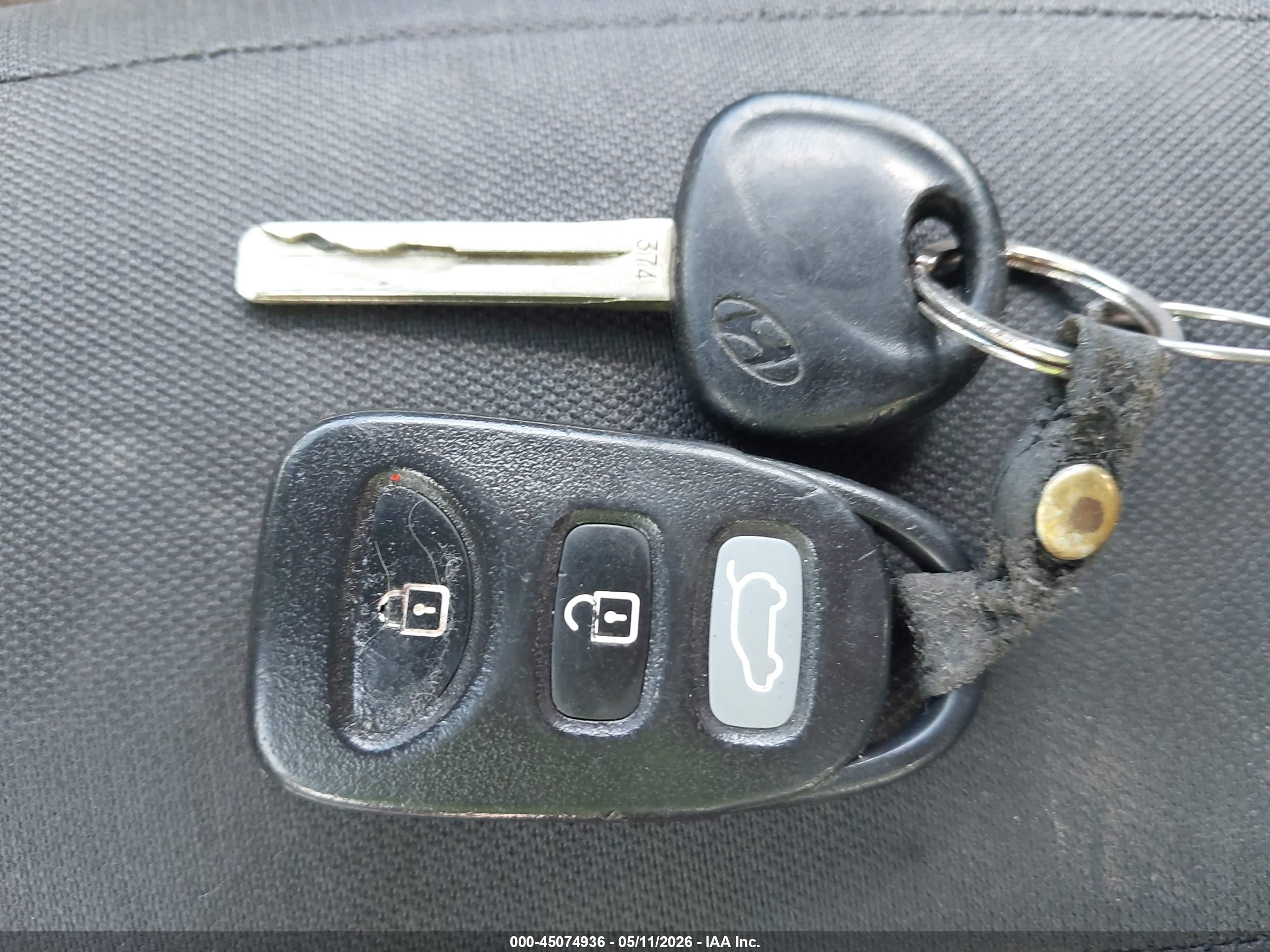 2010 Hyundai Elantra Touring Gls Серебряный vin: KMHDB8AE5AU066750