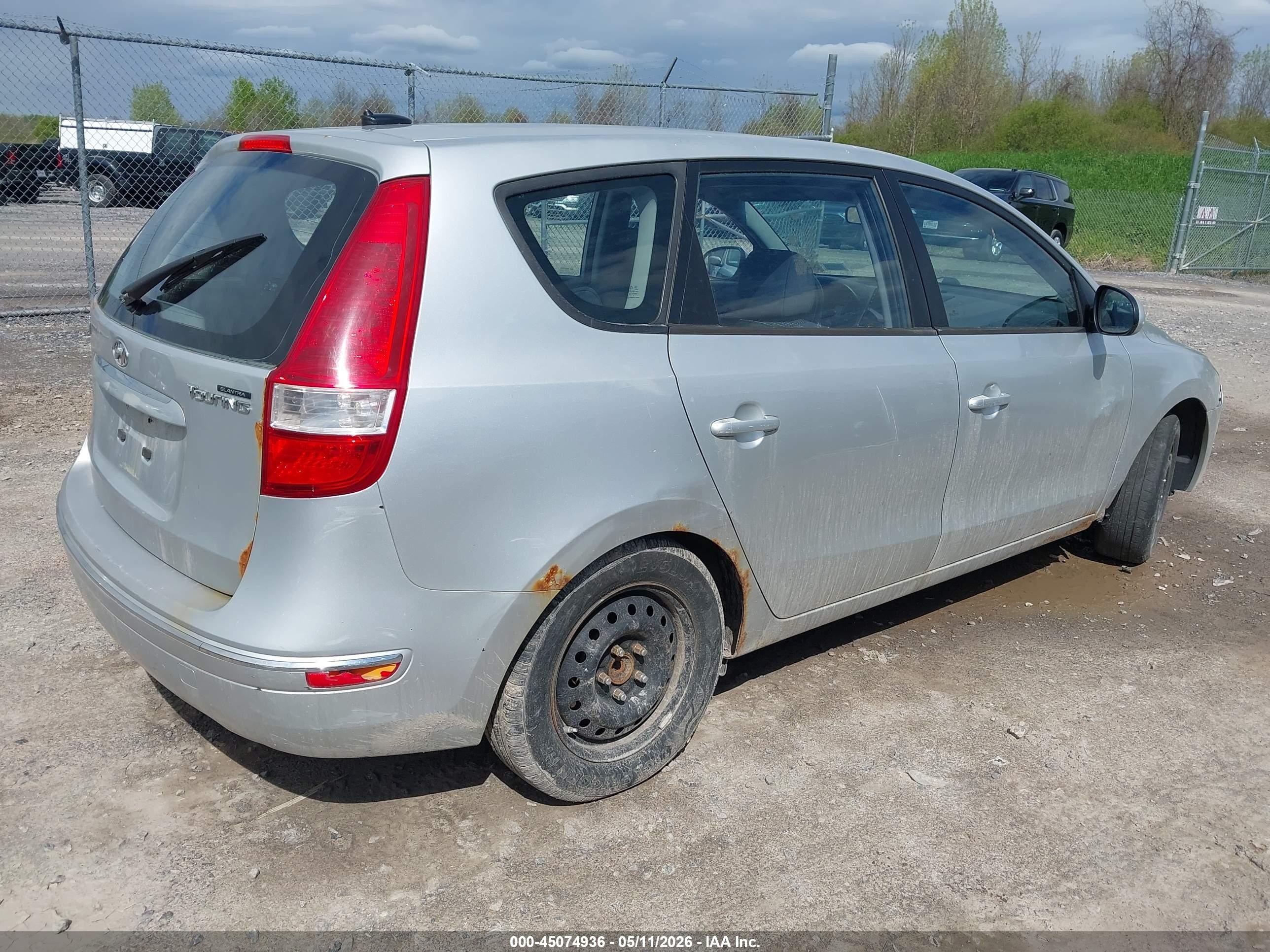 2010 Hyundai Elantra Touring Gls Серебряный vin: KMHDB8AE5AU066750