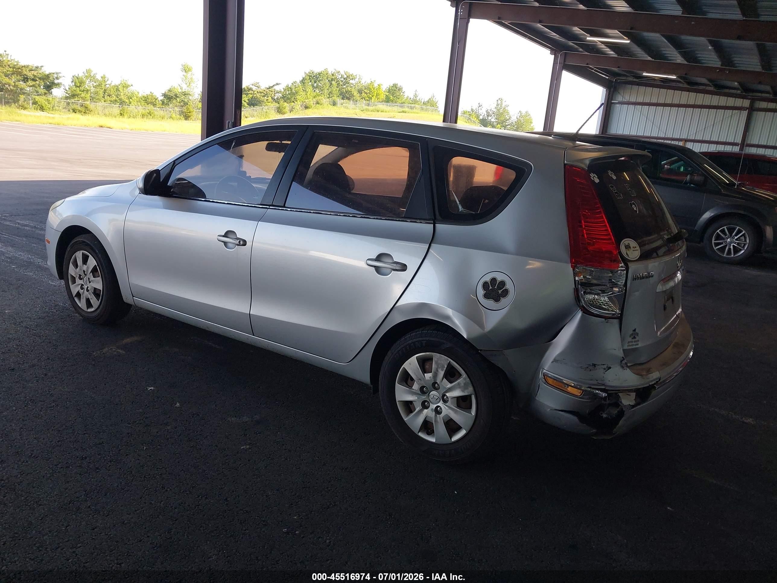 2010 Hyundai Elantra Touring Gls Silver vin: KMHDB8AE5AU066909