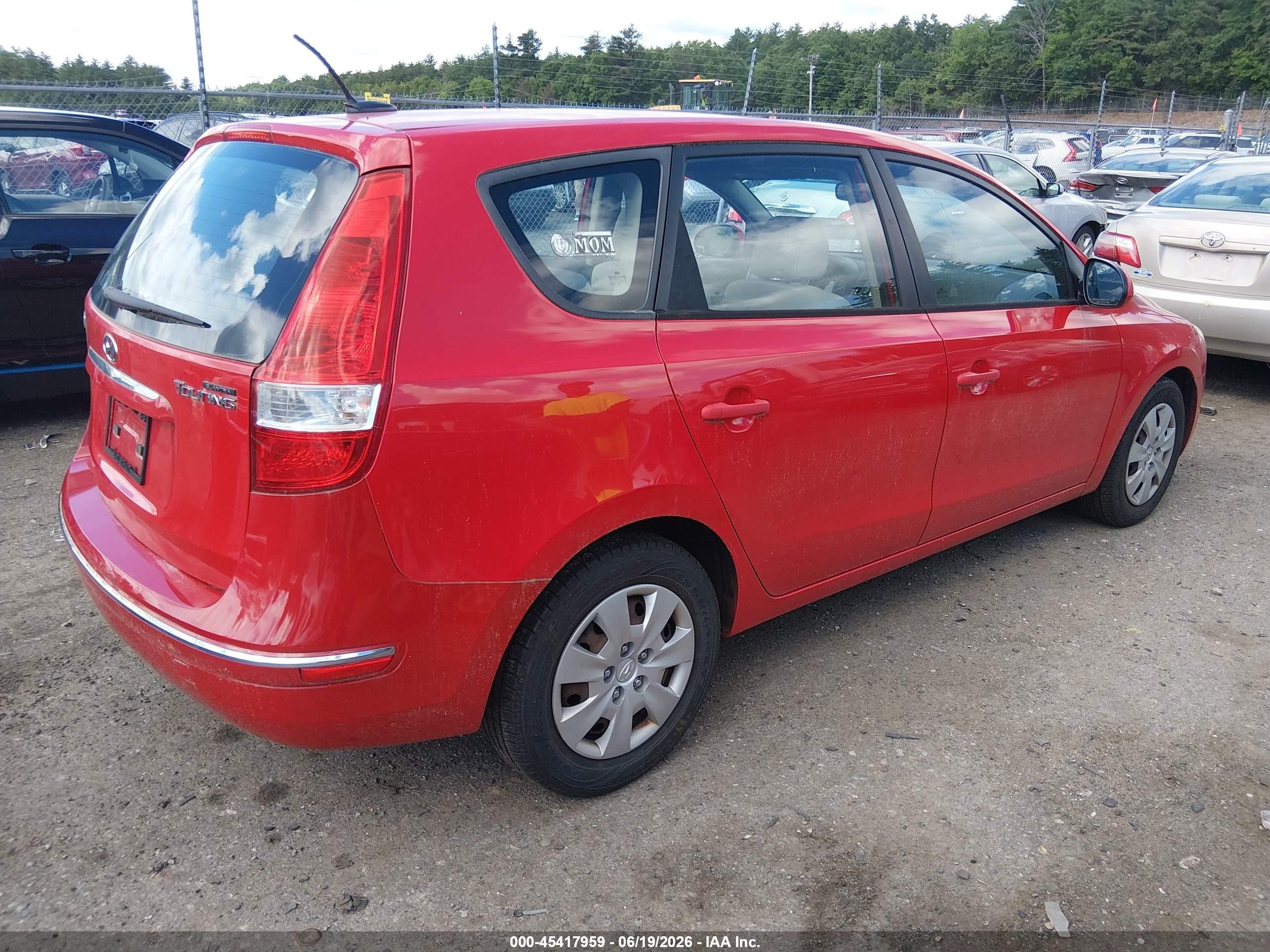 2010 Hyundai Elantra Touring Gls Красный vin: KMHDB8AE5AU085556