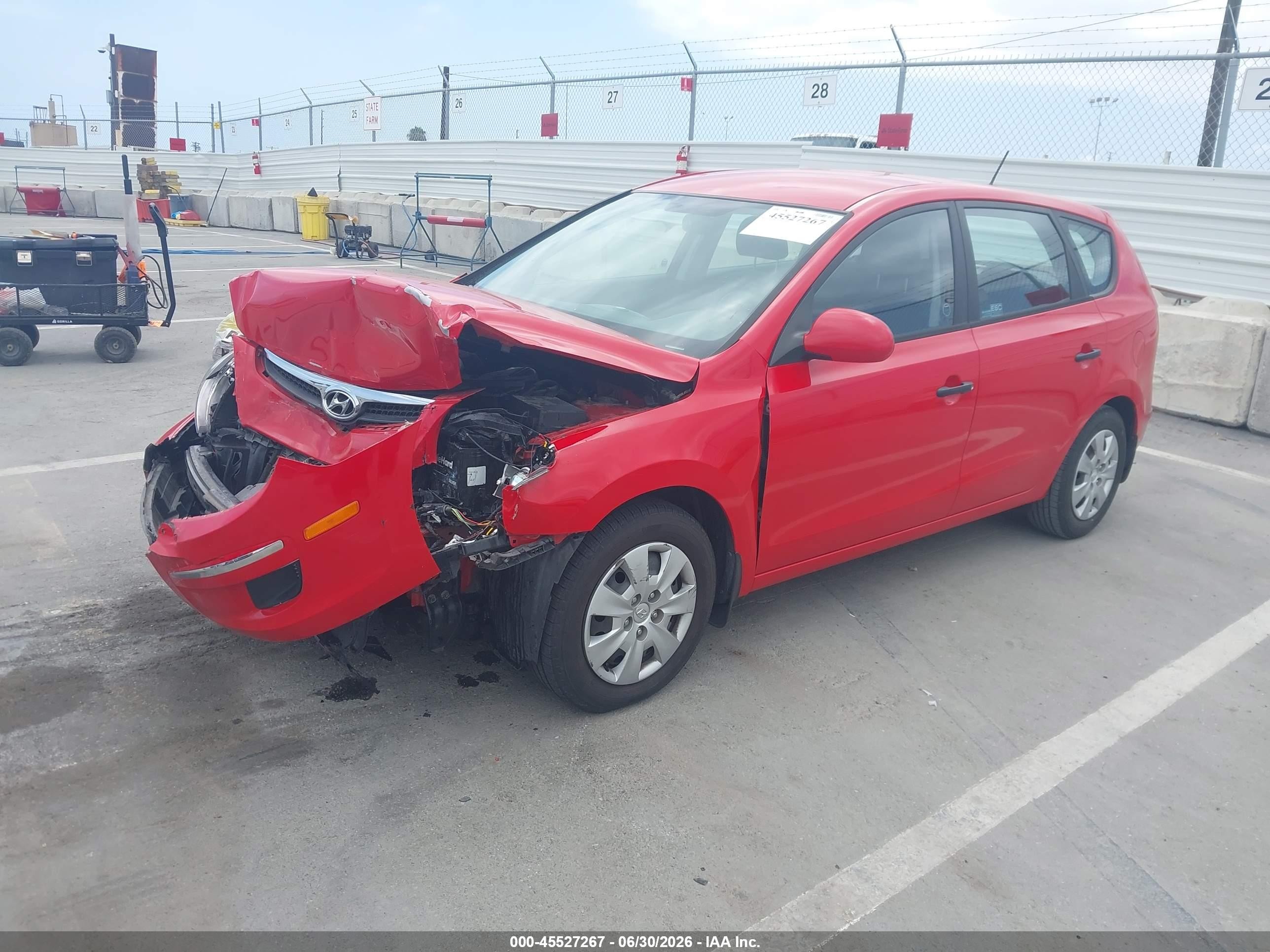 2010 Hyundai Elantra Touring Gls Red vin: KMHDB8AE7AU054227