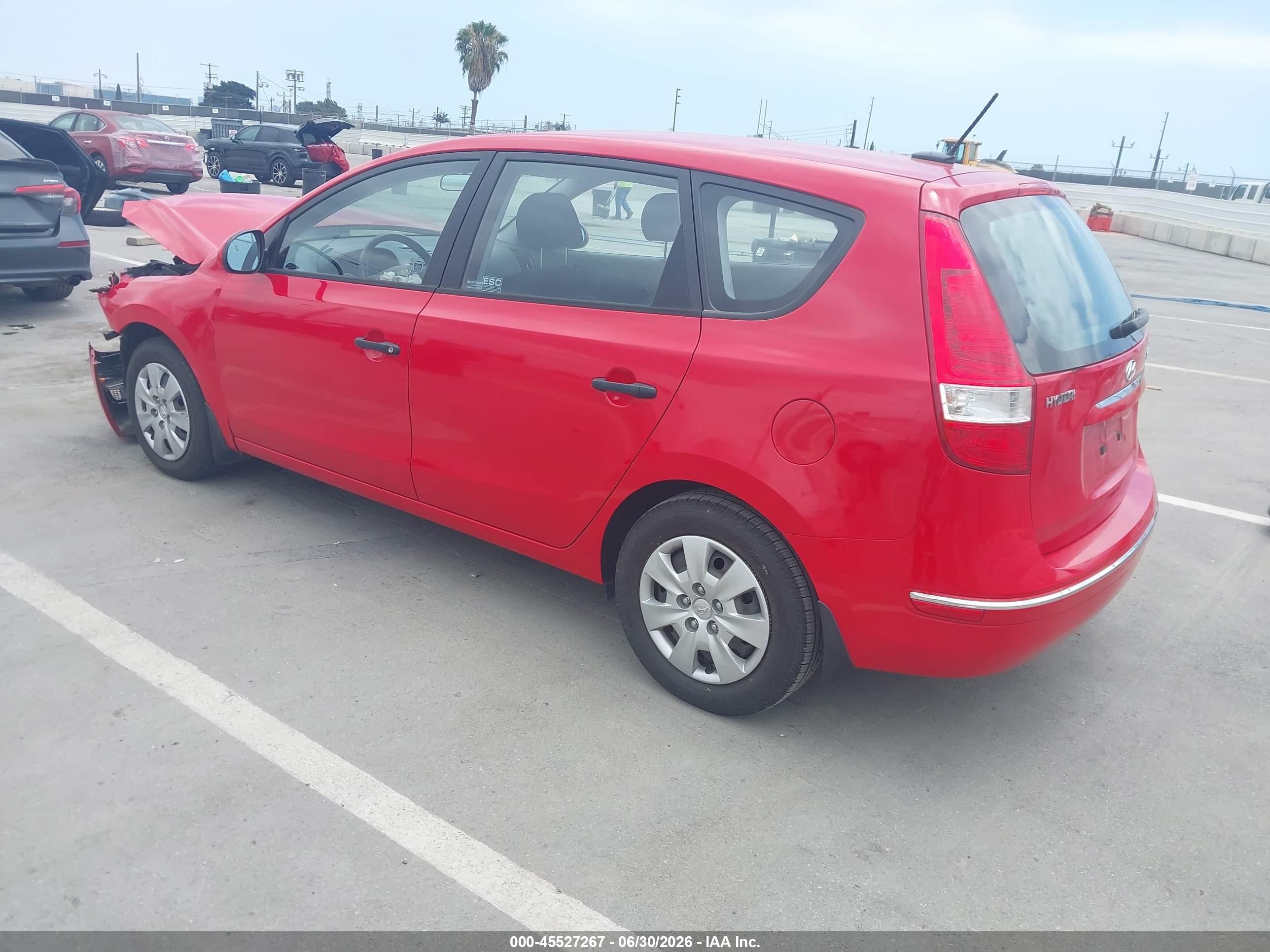 2010 Hyundai Elantra Touring Gls Red vin: KMHDB8AE7AU054227