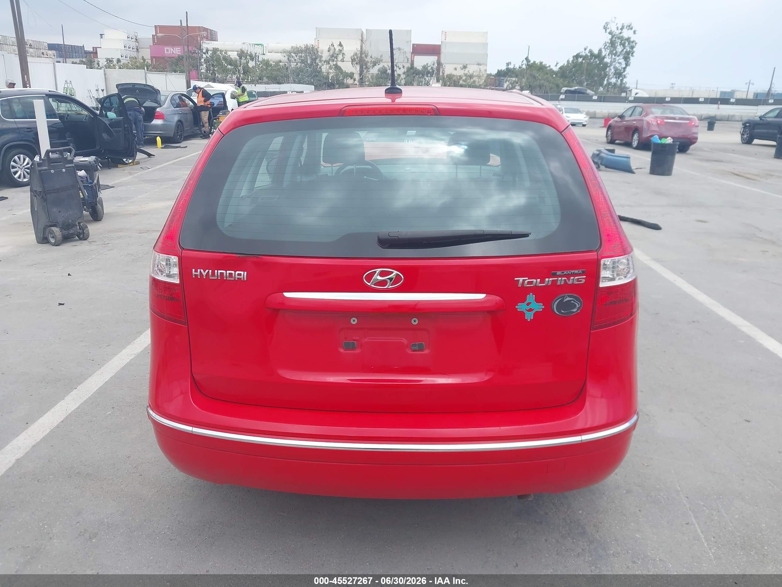 2010 Hyundai Elantra Touring Gls Red vin: KMHDB8AE7AU054227