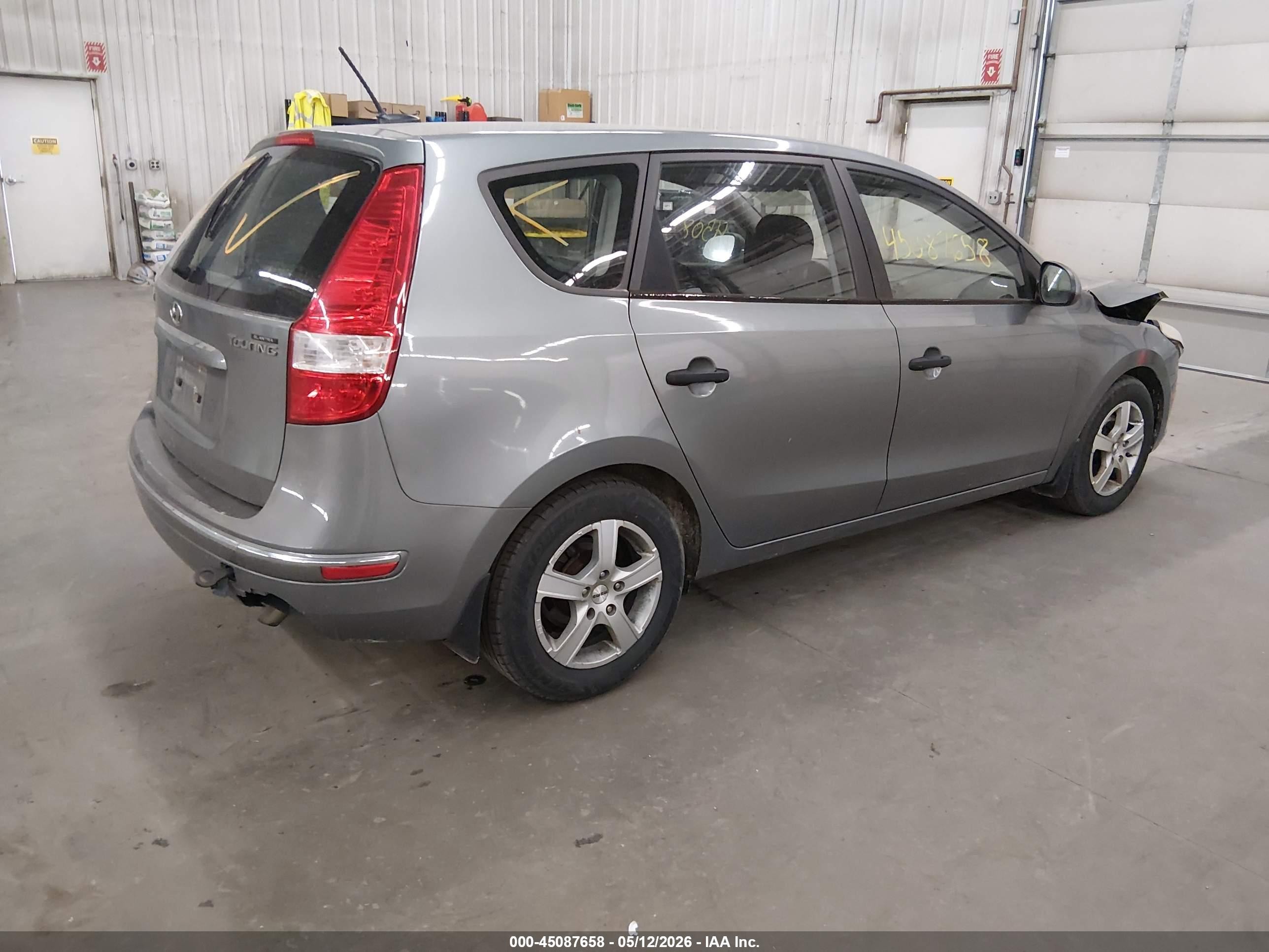2010 Hyundai Elantra Touring Gls Gray vin: KMHDB8AE8AU052003