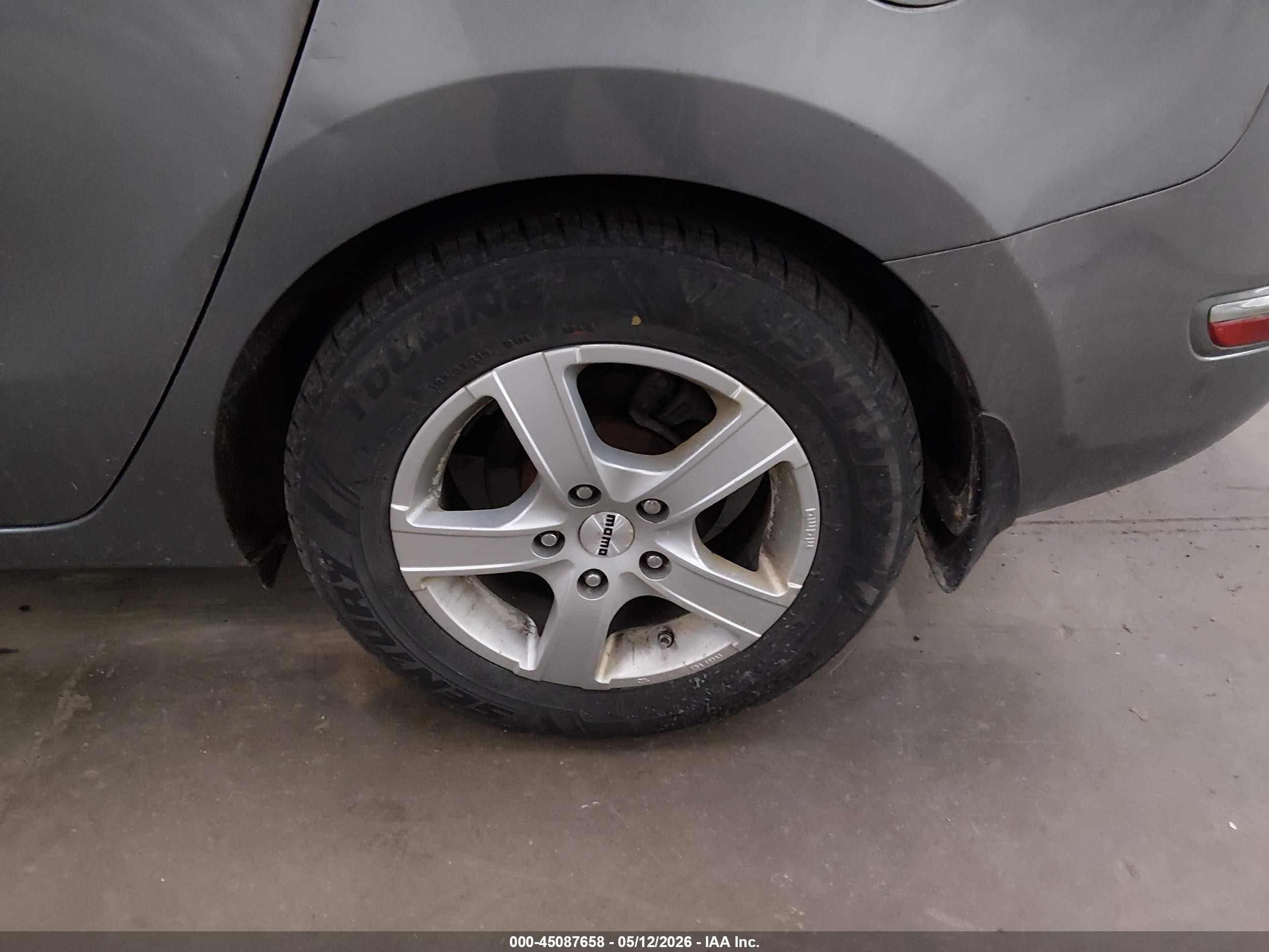 2010 Hyundai Elantra Touring Gls Gray vin: KMHDB8AE8AU052003