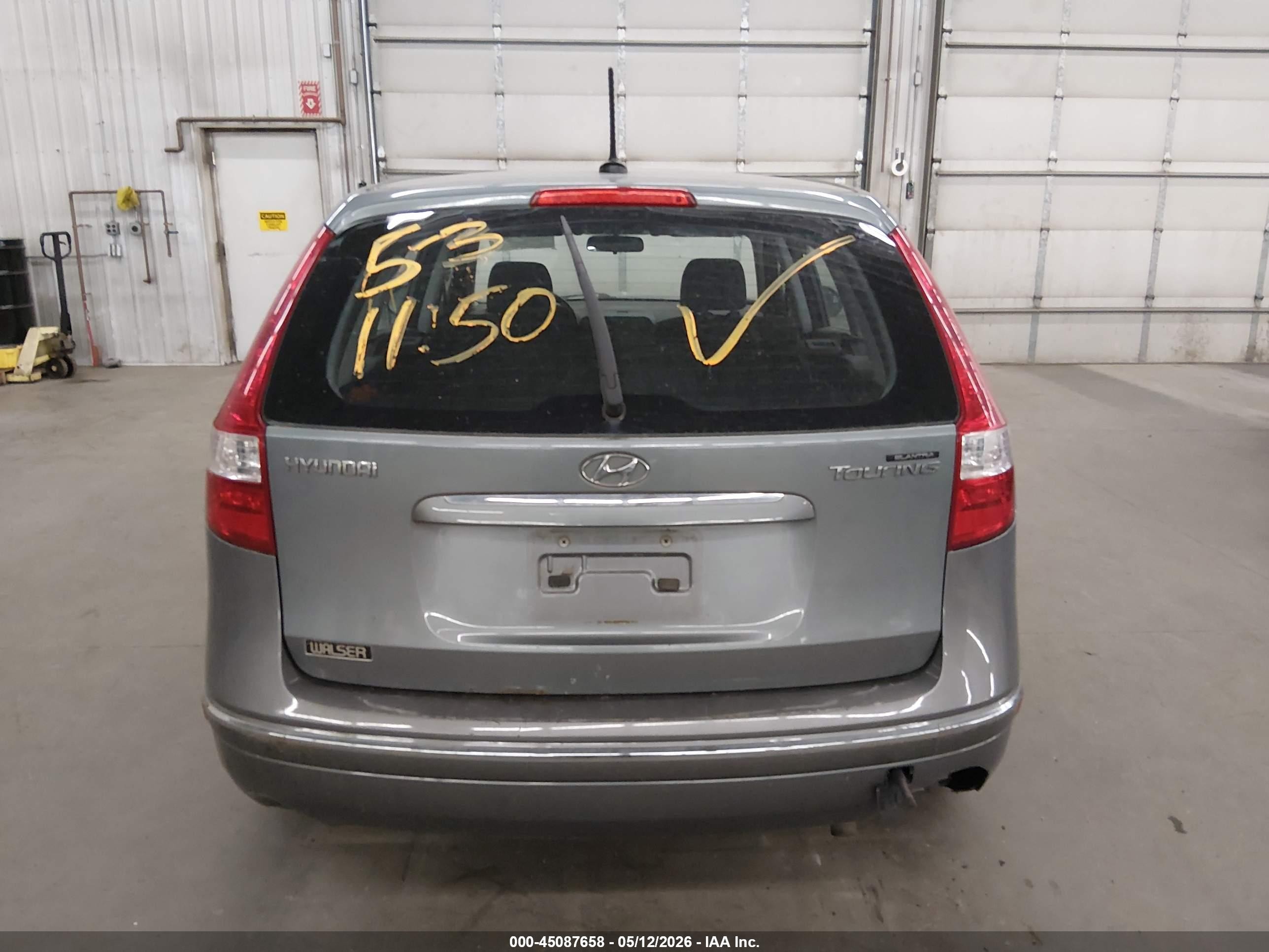 2010 Hyundai Elantra Touring Gls Gray vin: KMHDB8AE8AU052003