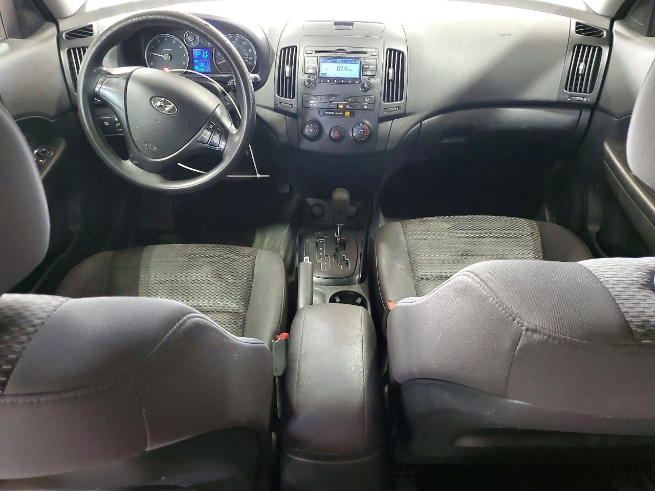 2010 Hyundai Elantra Touring Gls Red vin: KMHDB8AE8AU085633