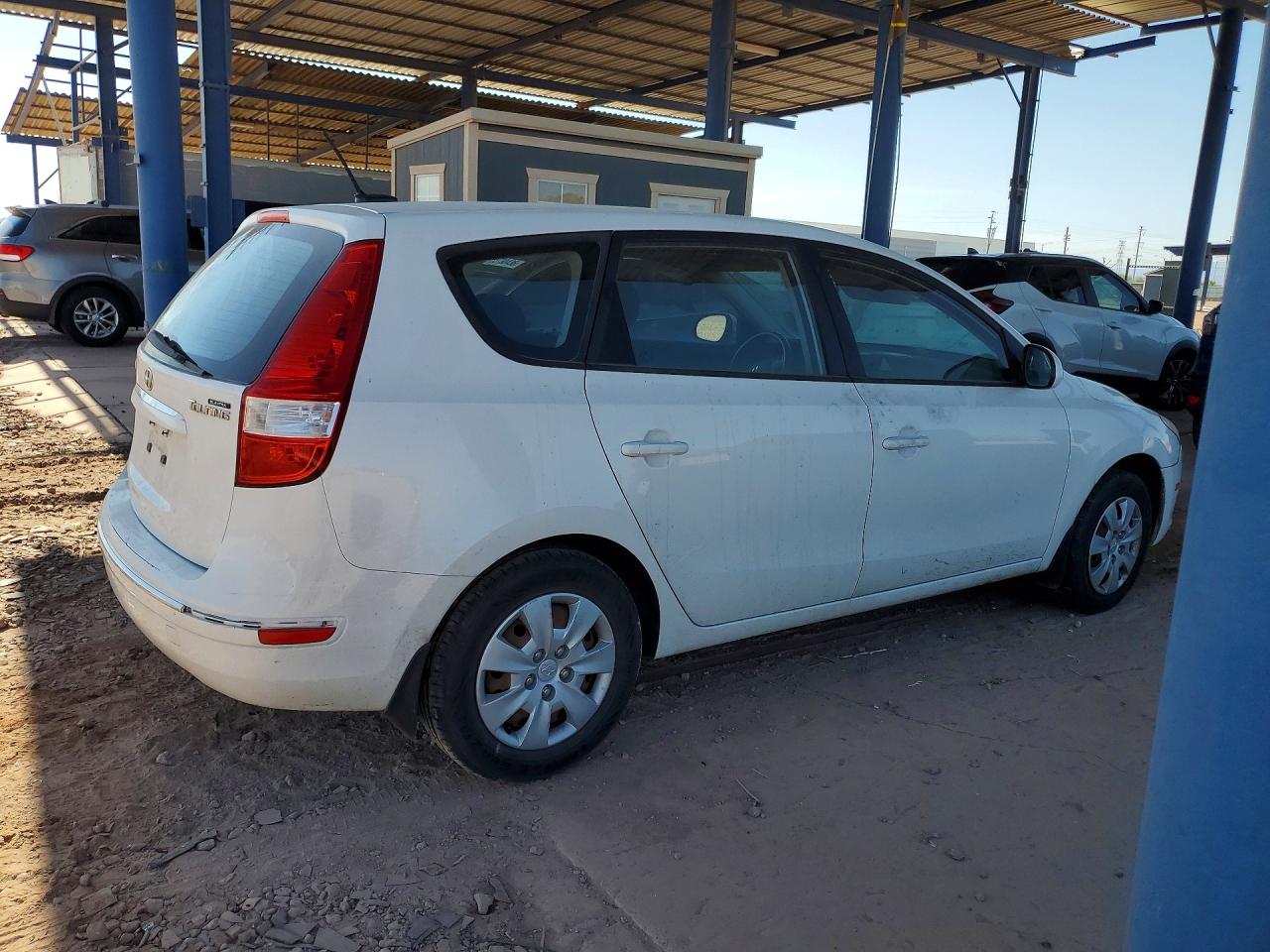 2011 Hyundai Elantra Touring Gls White vin: KMHDB8AE8BU086993
