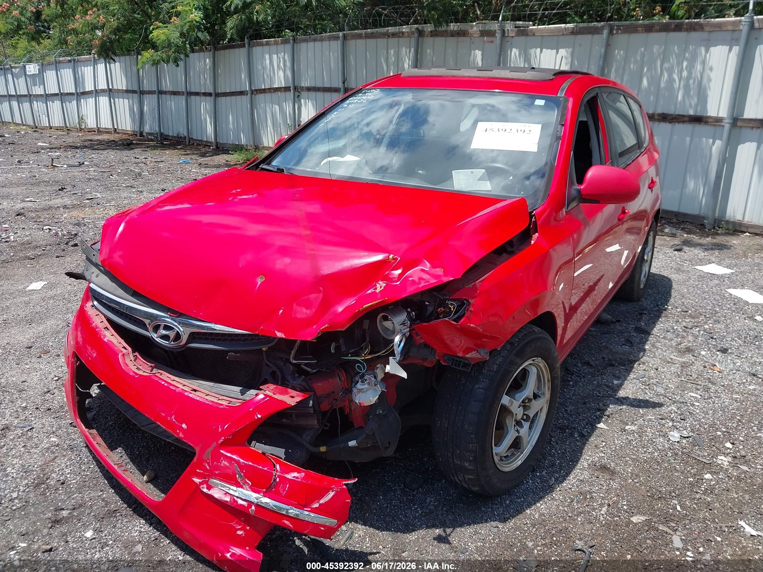 2011 Hyundai Elantra Touring Gls Красный vin: KMHDB8AE8BU105140