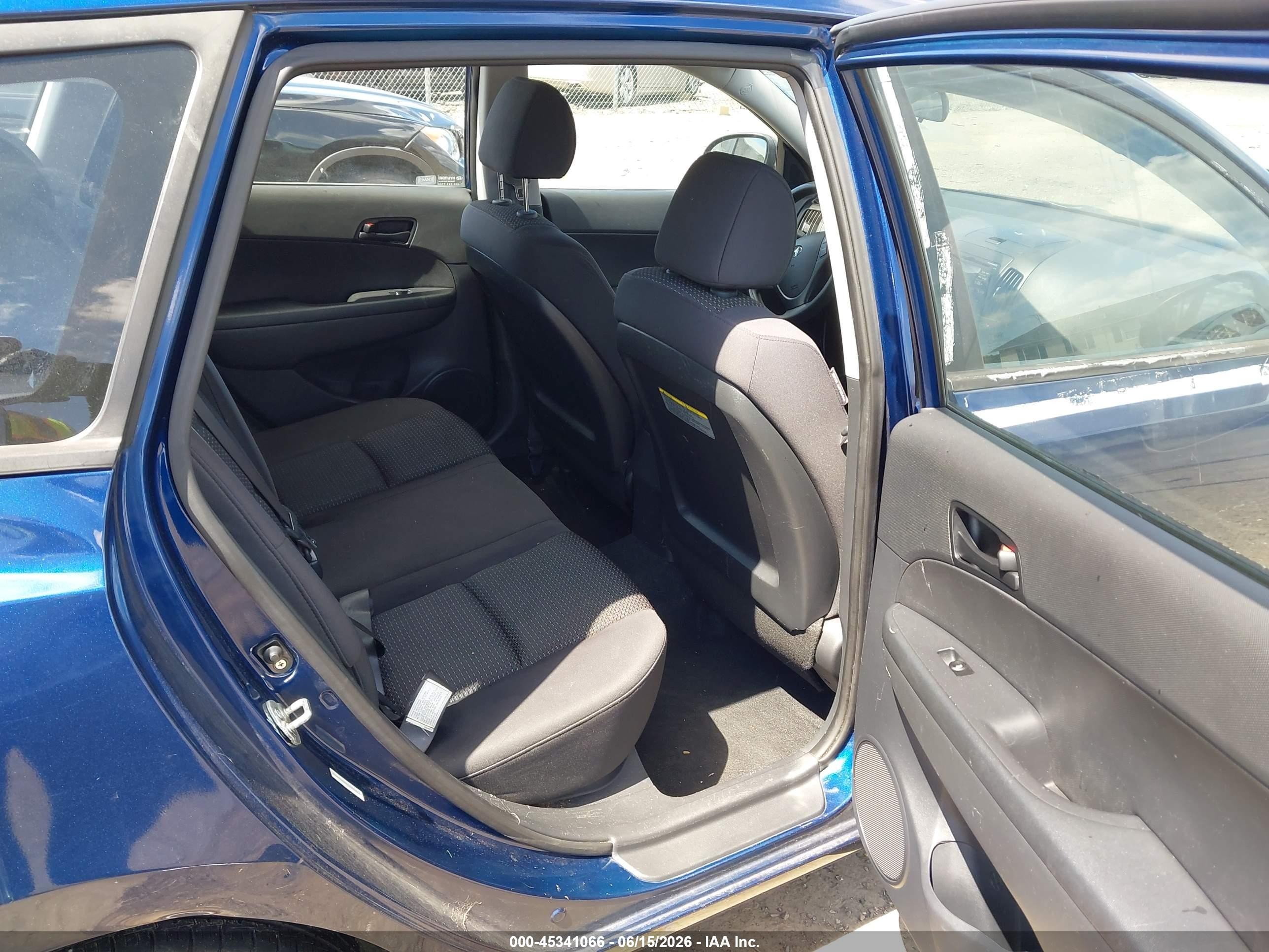 2011 Hyundai Elantra Touring Gls Navy vin: KMHDB8AE9BU097047